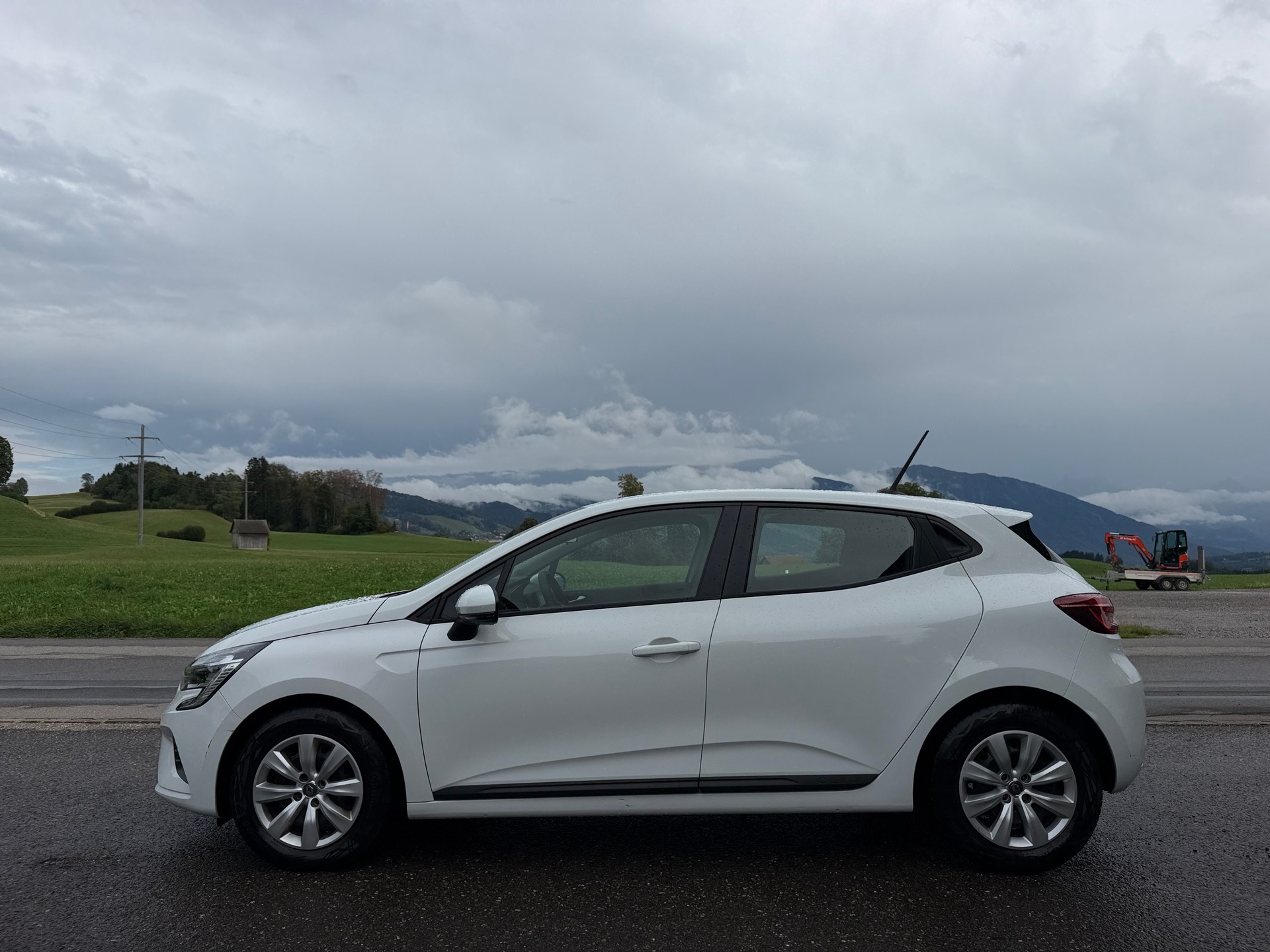 RENAULT Clio 1.0 Life-image-0