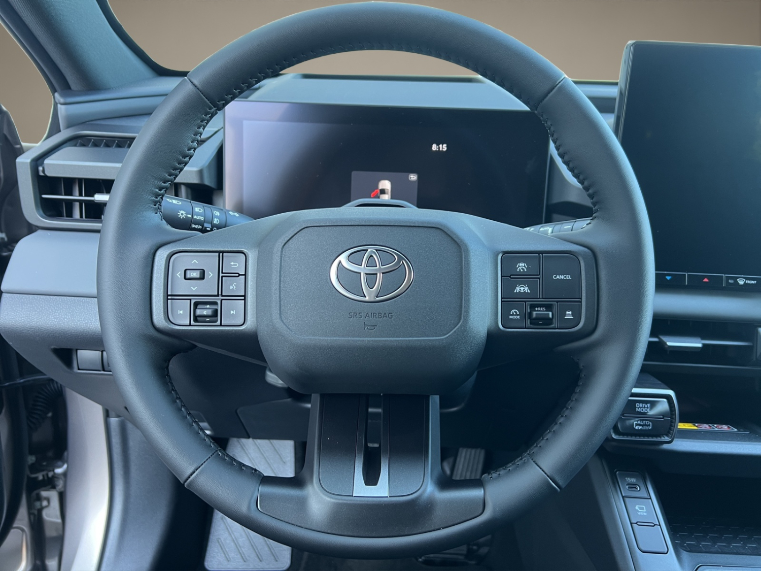 TOYOTA RAV4 2.5 Plug-In-Hybrid Style-image-11