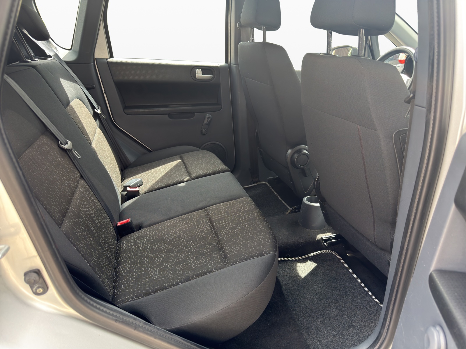MITSUBISHI Colt 1.3 16V Swiss Champion ClearTec-image-17