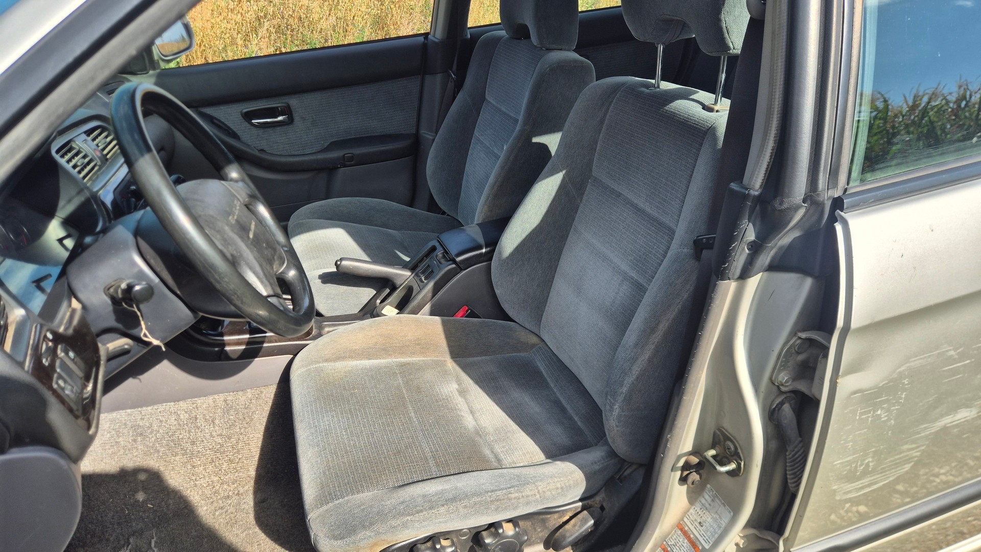 SUBARU Legacy 2.0 Swiss A-image-4