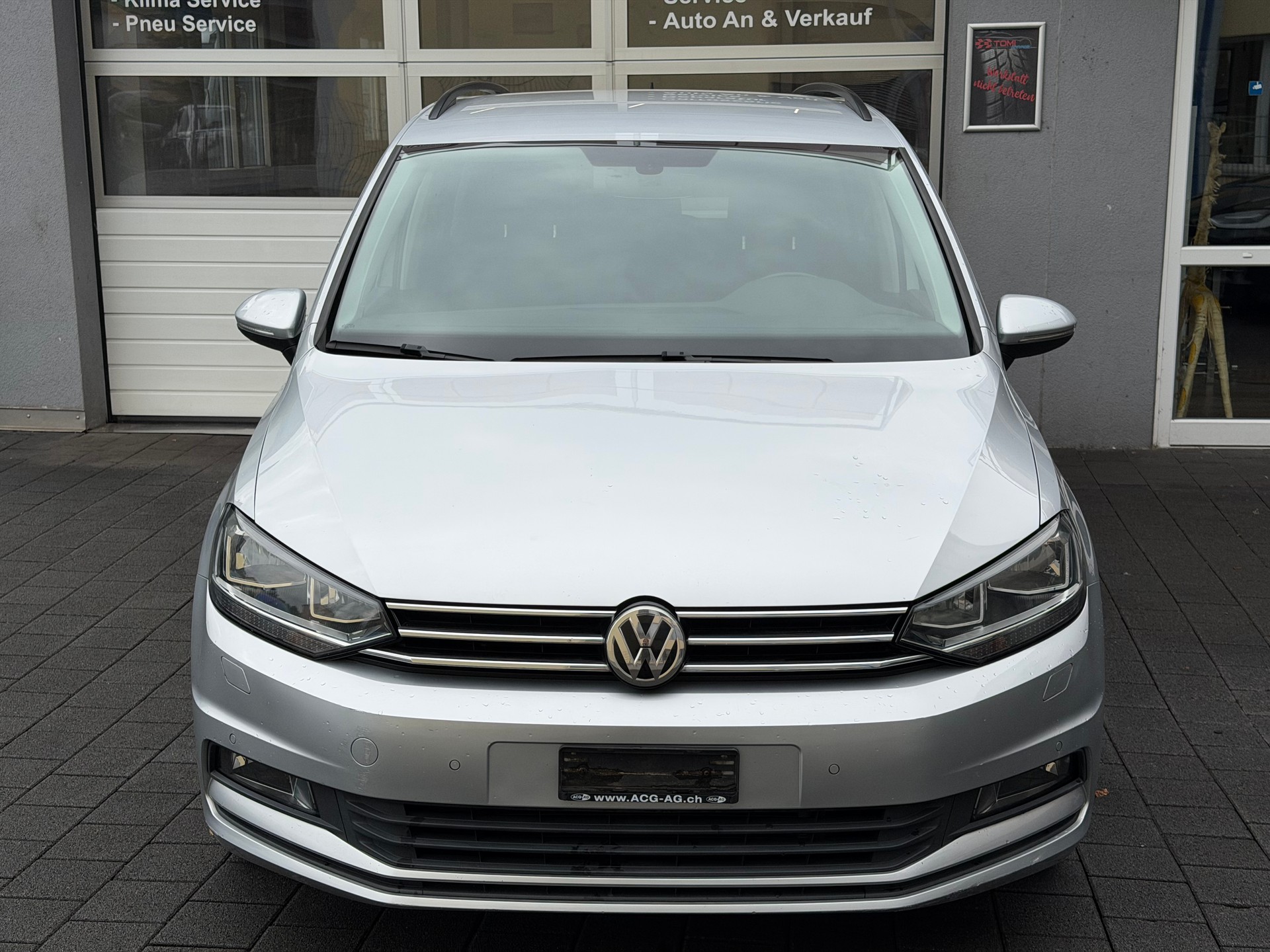 VW Touran 1.6 TDI BlueMotion Technology Trendline DSG*Ab MFK&Service*CH-FHZ*8-Fach Räder*Parkpilot*Sitzheizung*USW.*-image-3