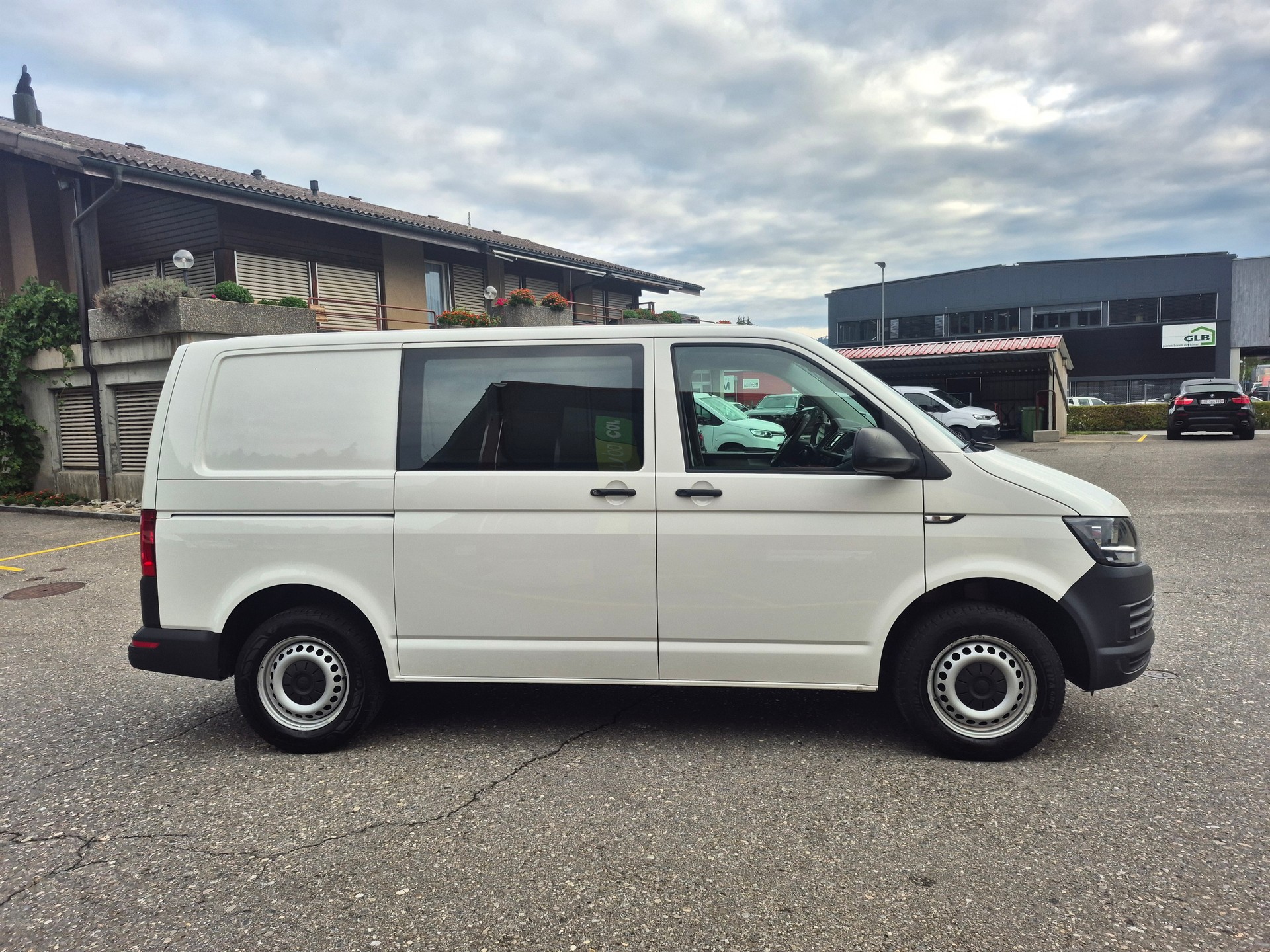 VW T6 2.0 TDI 4Motion DSG-image-3
