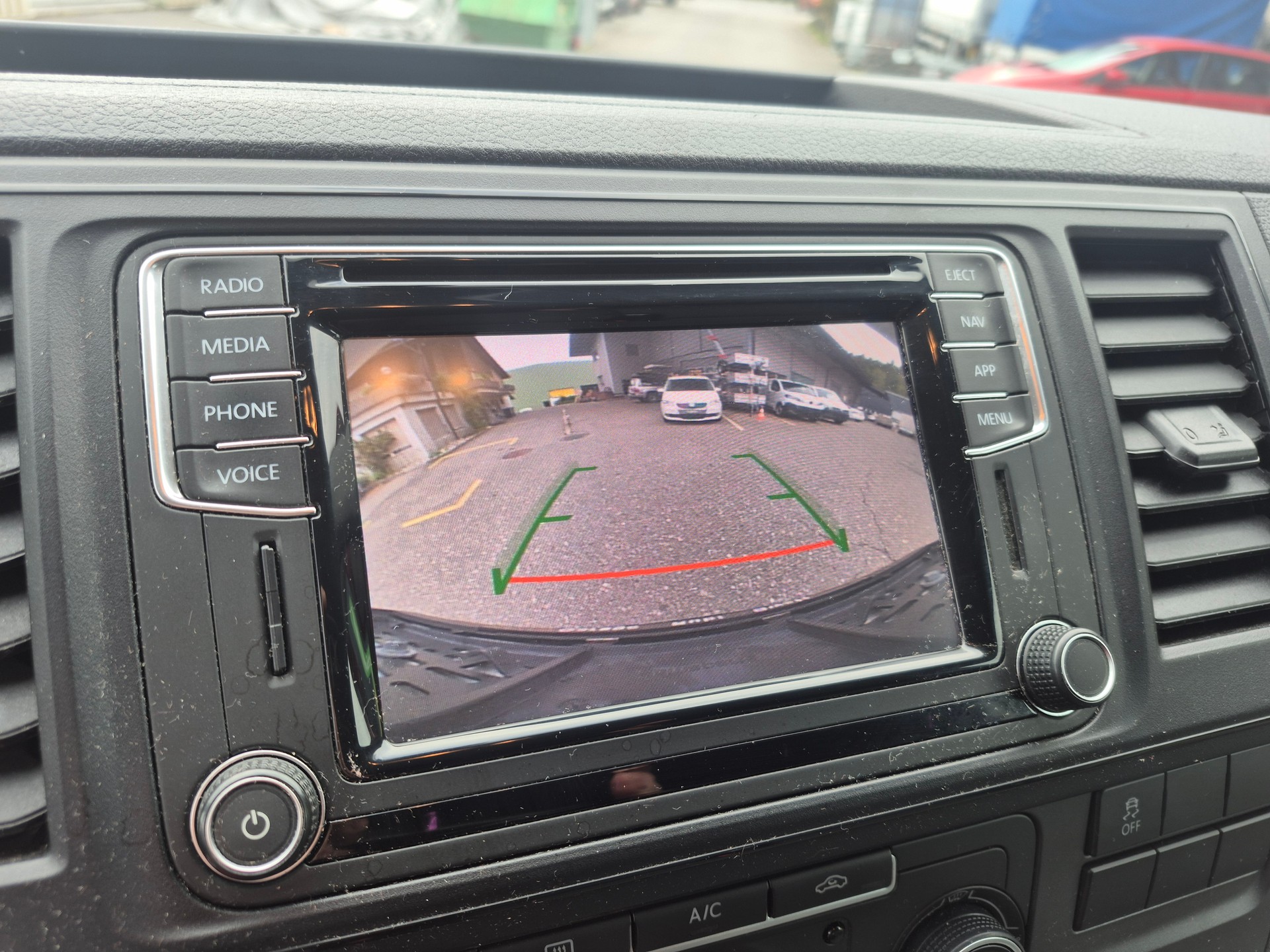 VW T6 2.0 TDI 4Motion DSG-image-16