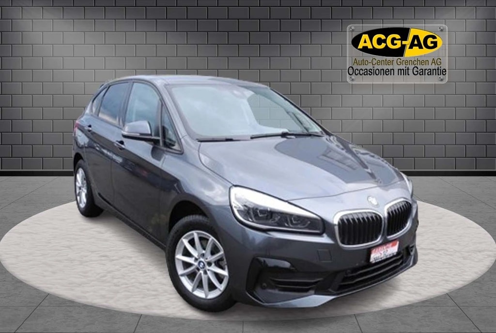 BMW 216d Active Tourer DKG ** Aus erster Hand ** Grosses DVD-Navigation ** Xenon-Led ** PDC **-image-0