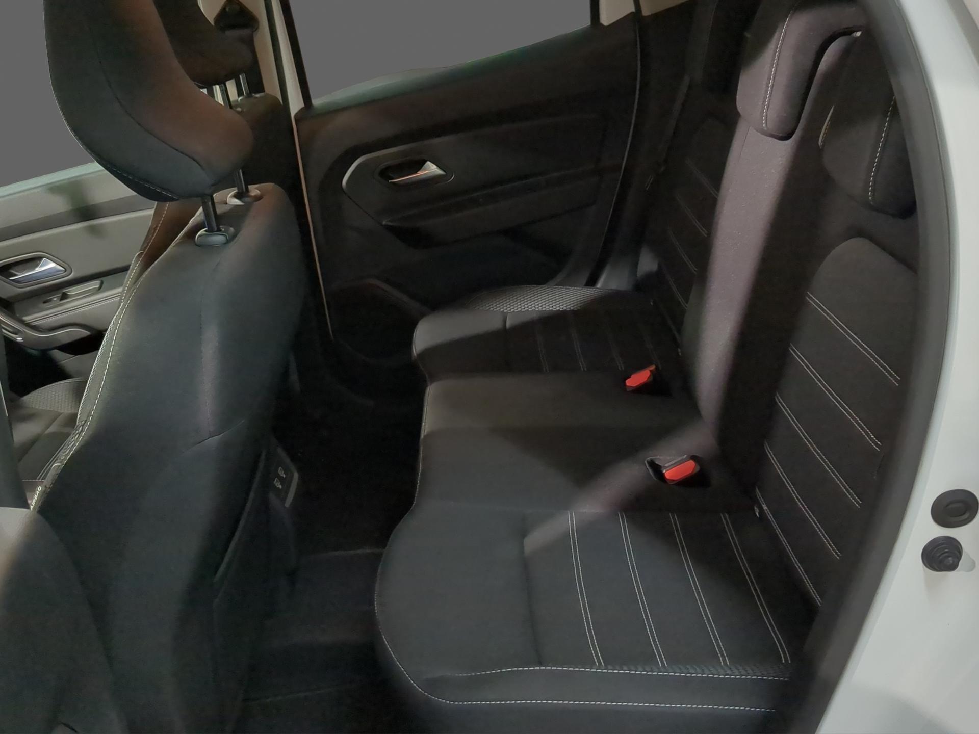 DACIA Duster TCe 150 Prestige EDC 4x2-image-13