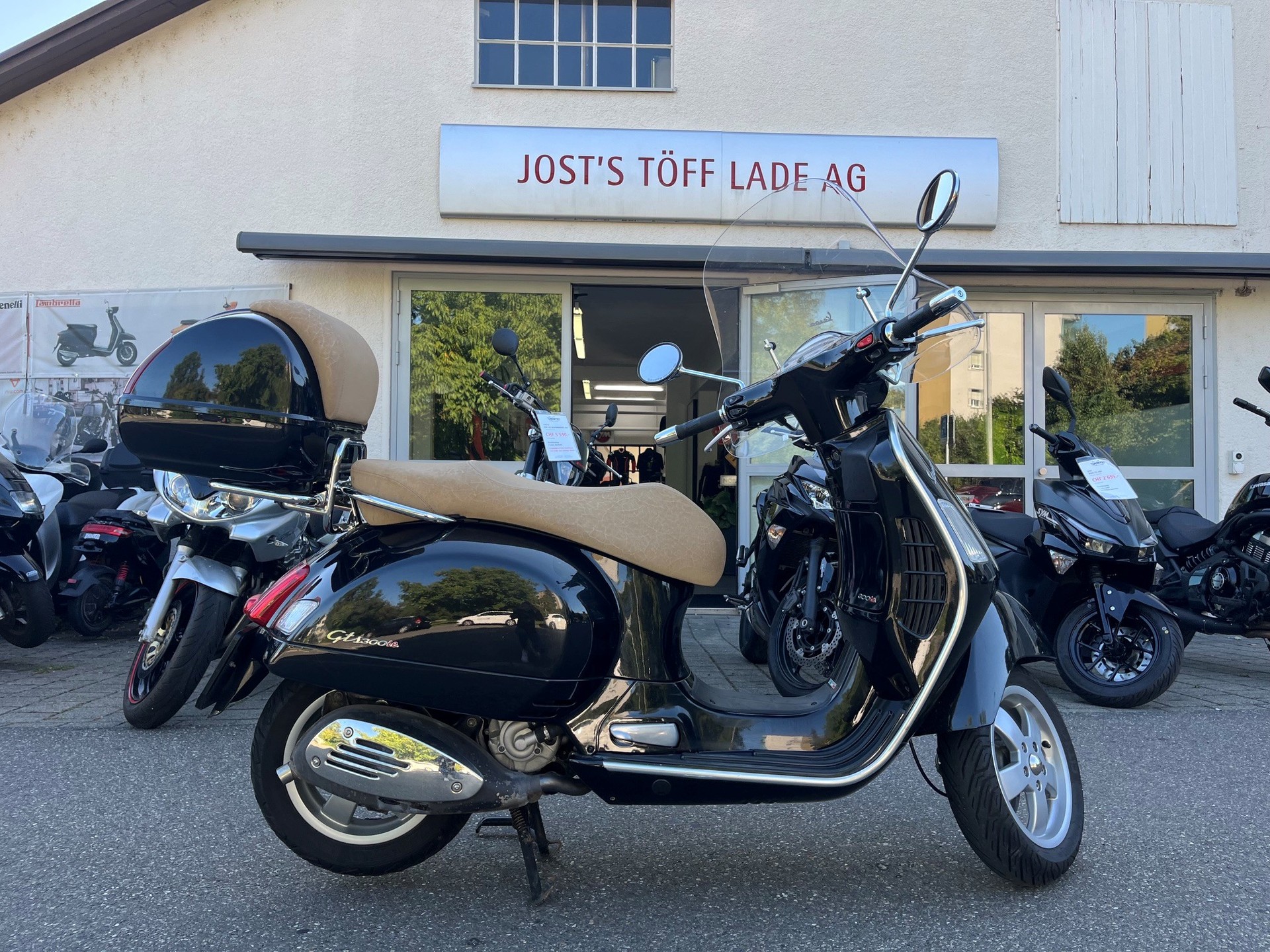 PIAGGIO Vespa GTS Super 300 i.e - GRATIS LIEFERUNG*