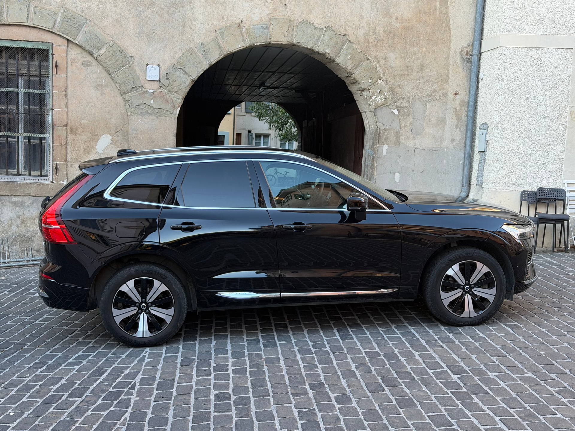 VOLVO 2.0 T6 TE Plus Bright eAWD-image-2
