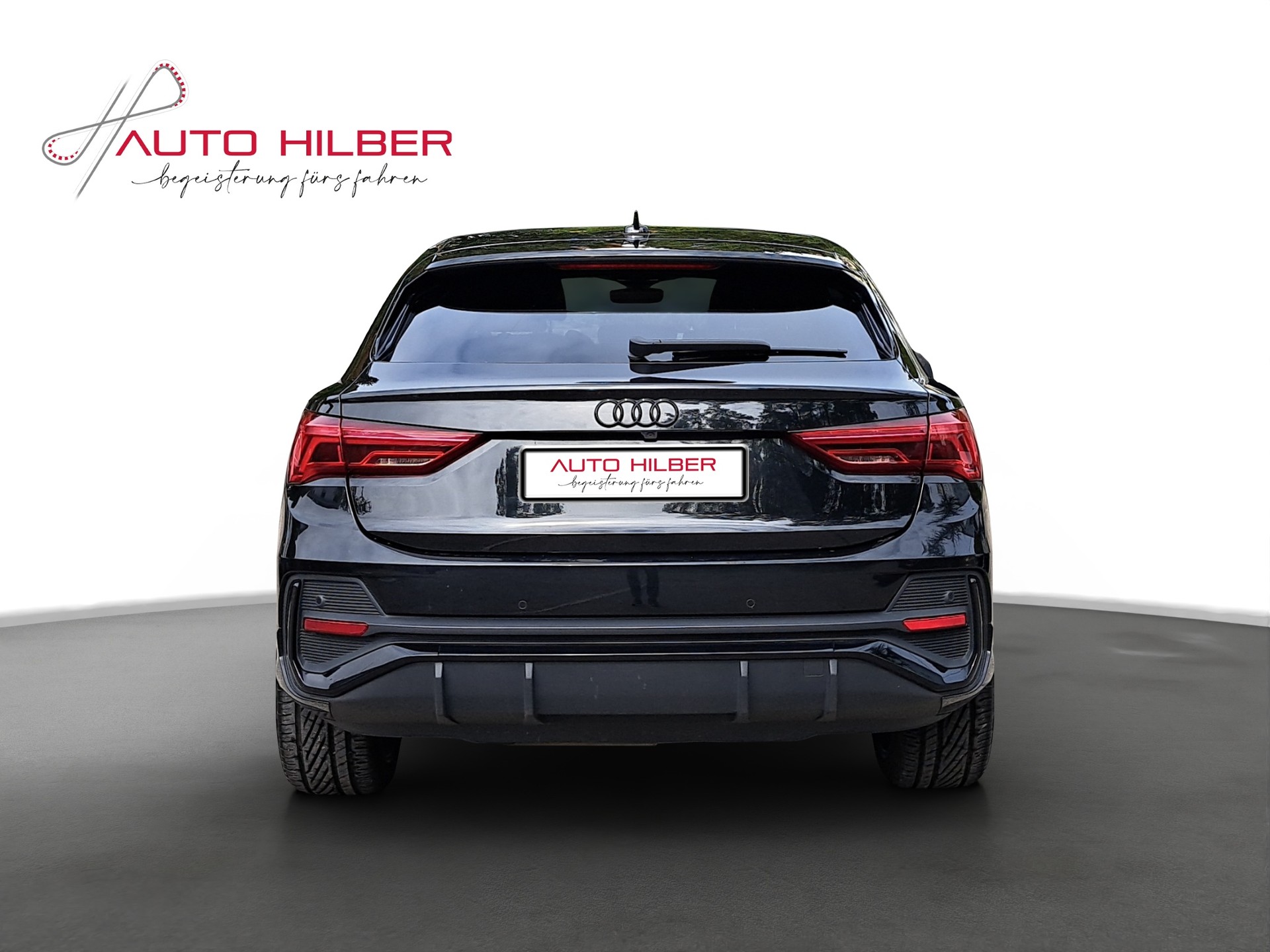 AUDI Q3 Sportback 40 TDI S line quattro S-tronic *360°Cam/Panodach/Anhängerkupplung*-image-5