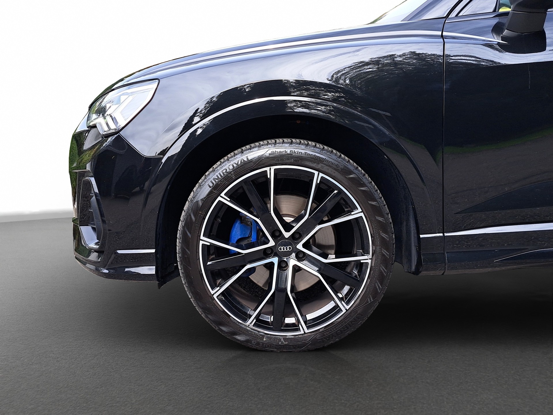 AUDI Q3 Sportback 40 TDI S line quattro S-tronic *360°Cam/Panodach/Anhängerkupplung*-image-3