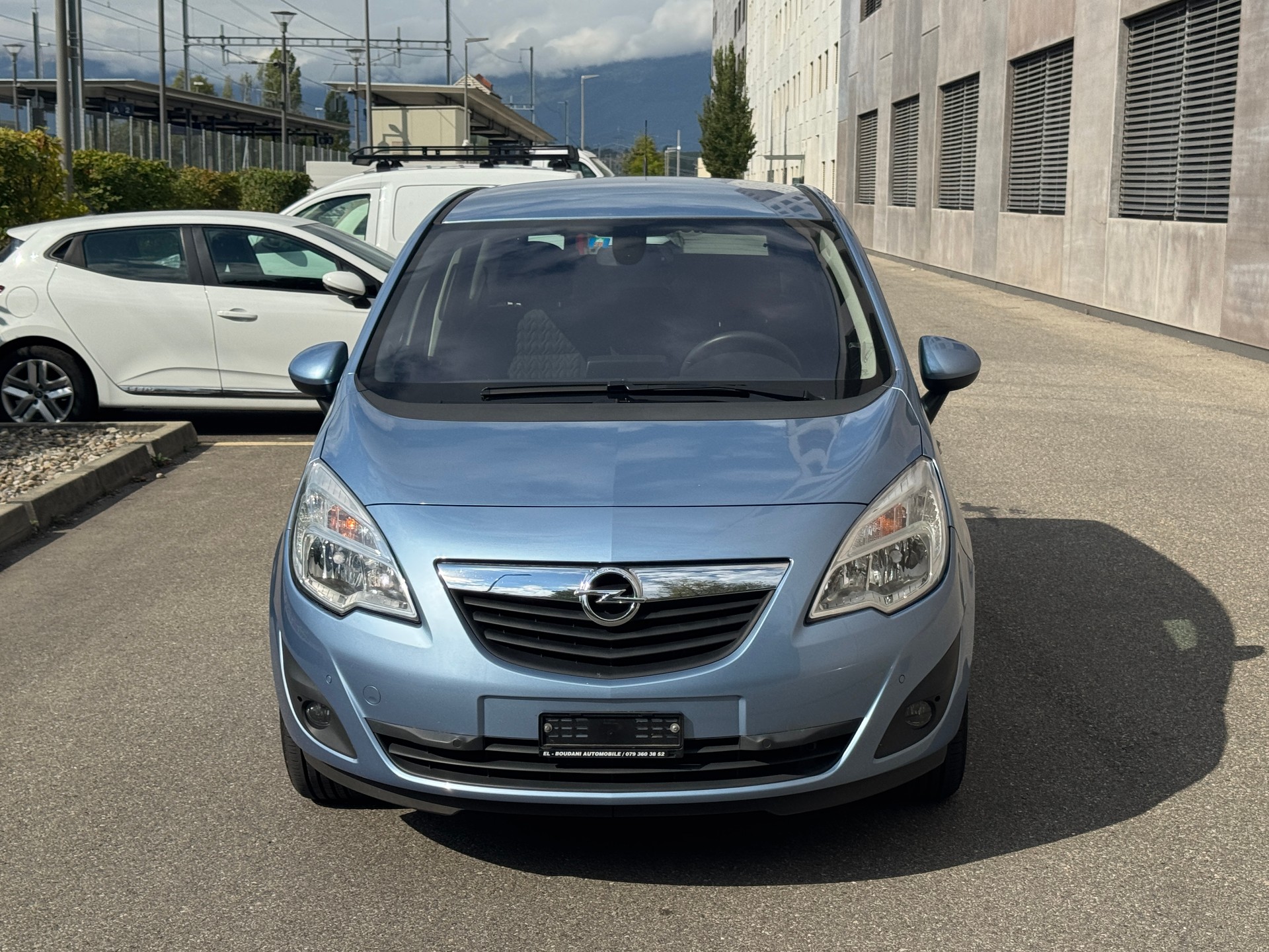 OPEL Meriva 1.4 Turbo Active Edition Automatic-image-0