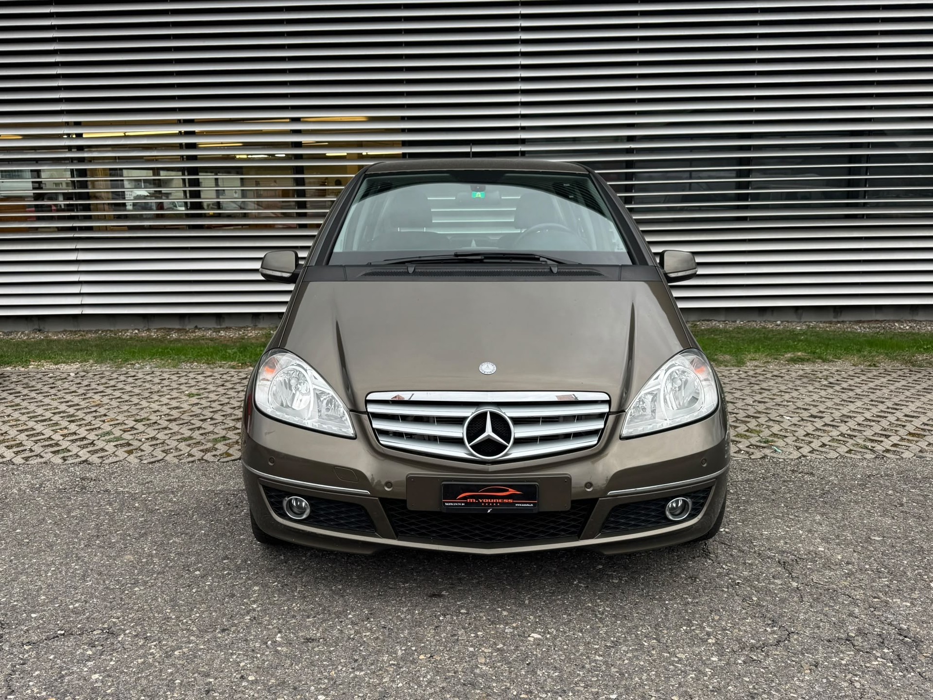 MERCEDES-BENZ A 200 Avantgarde Autotronic-image-7
