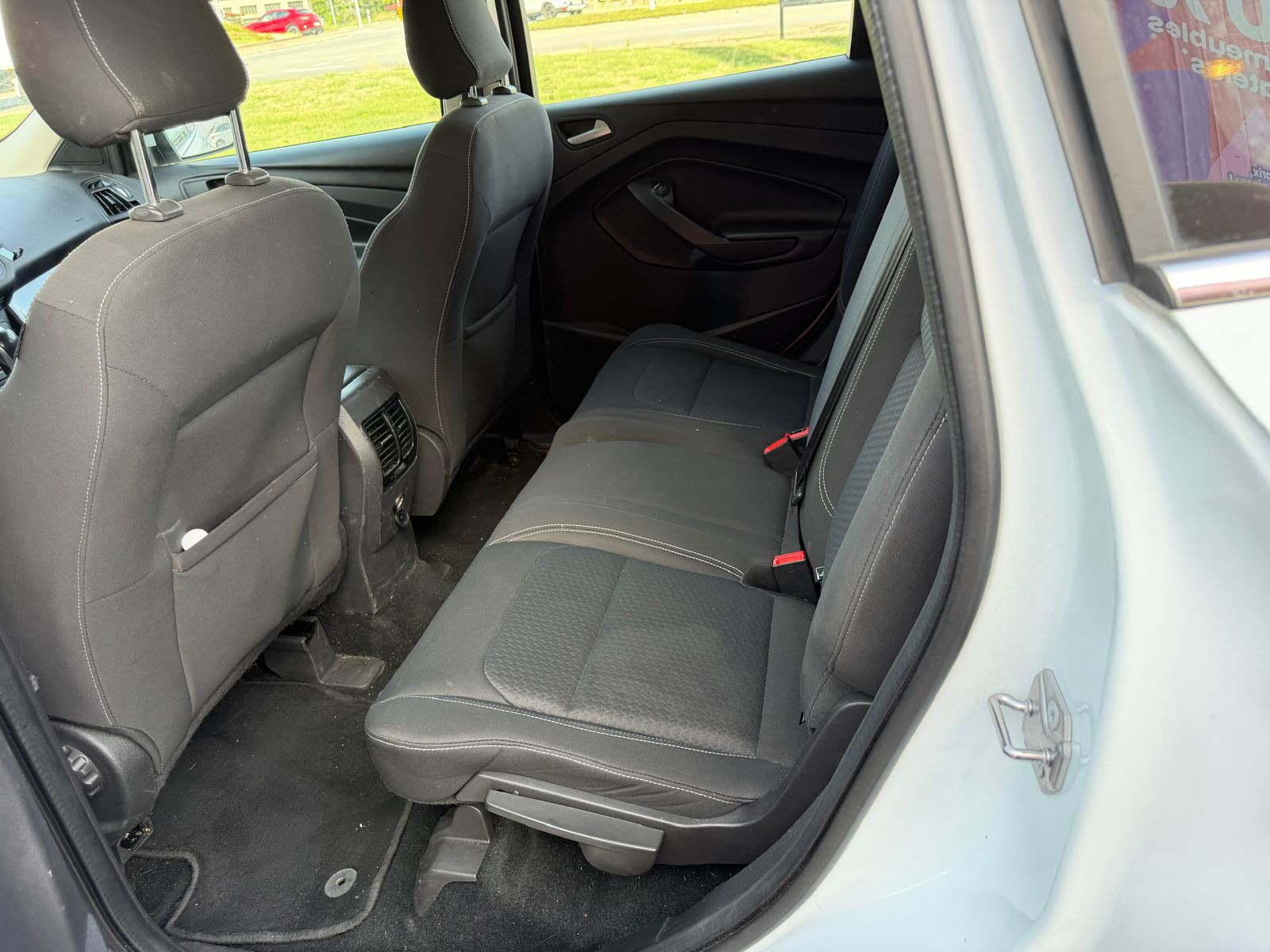 FORD Kuga 2.0 TDCi Trend+ 4WD PowerShift-image-7