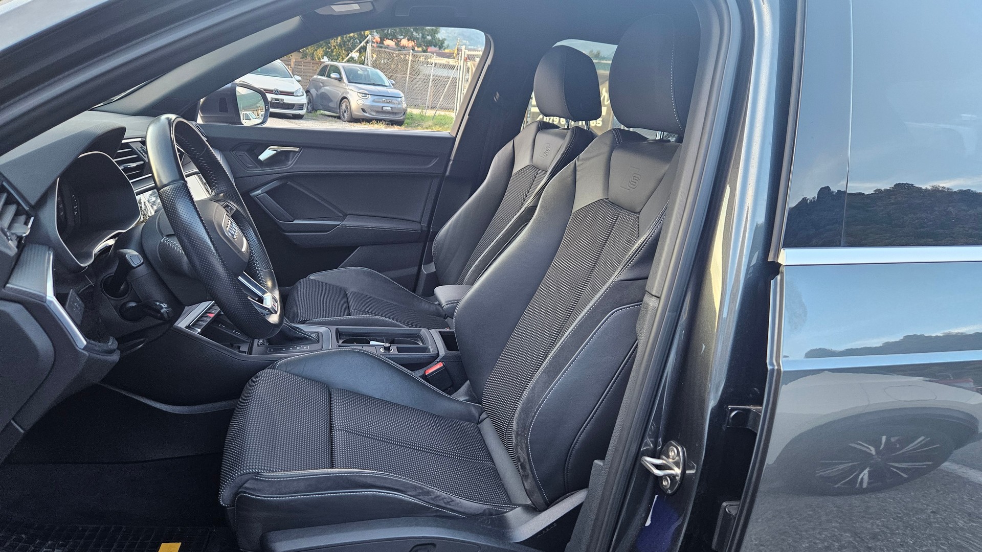 AUDI Q3 40 TDI S line Attraction quattro S-tronic-image-8