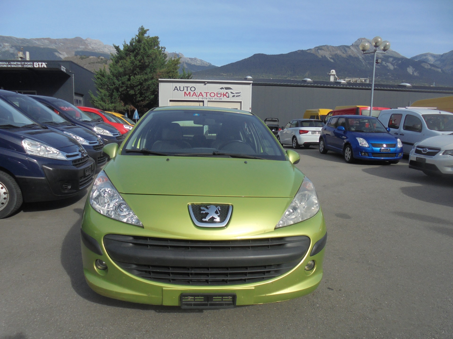 PEUGEOT 207 1.4 16V Look-image-1