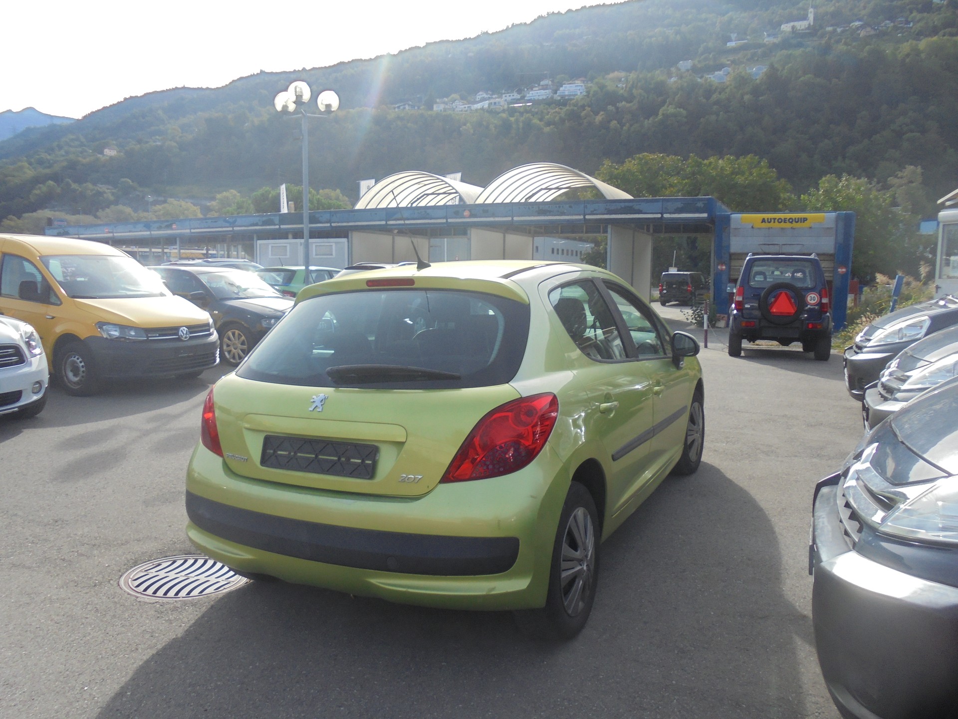 PEUGEOT 207 1.4 16V Look-image-3
