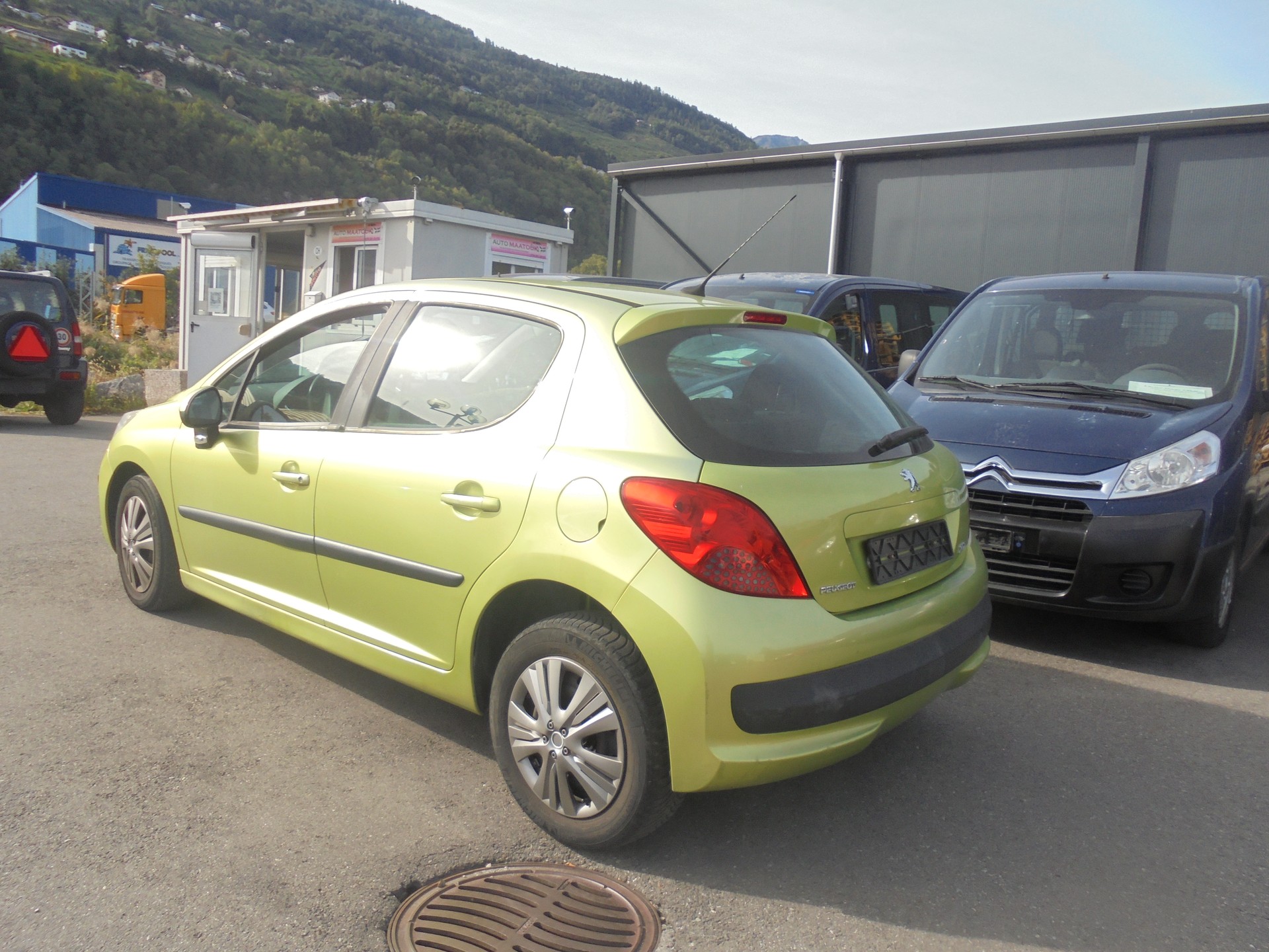 PEUGEOT 207 1.4 16V Look-image-5