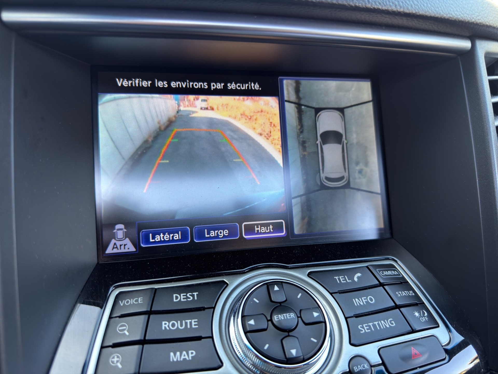 INFINITI FX30d S Premium AWD Automatic-image-8