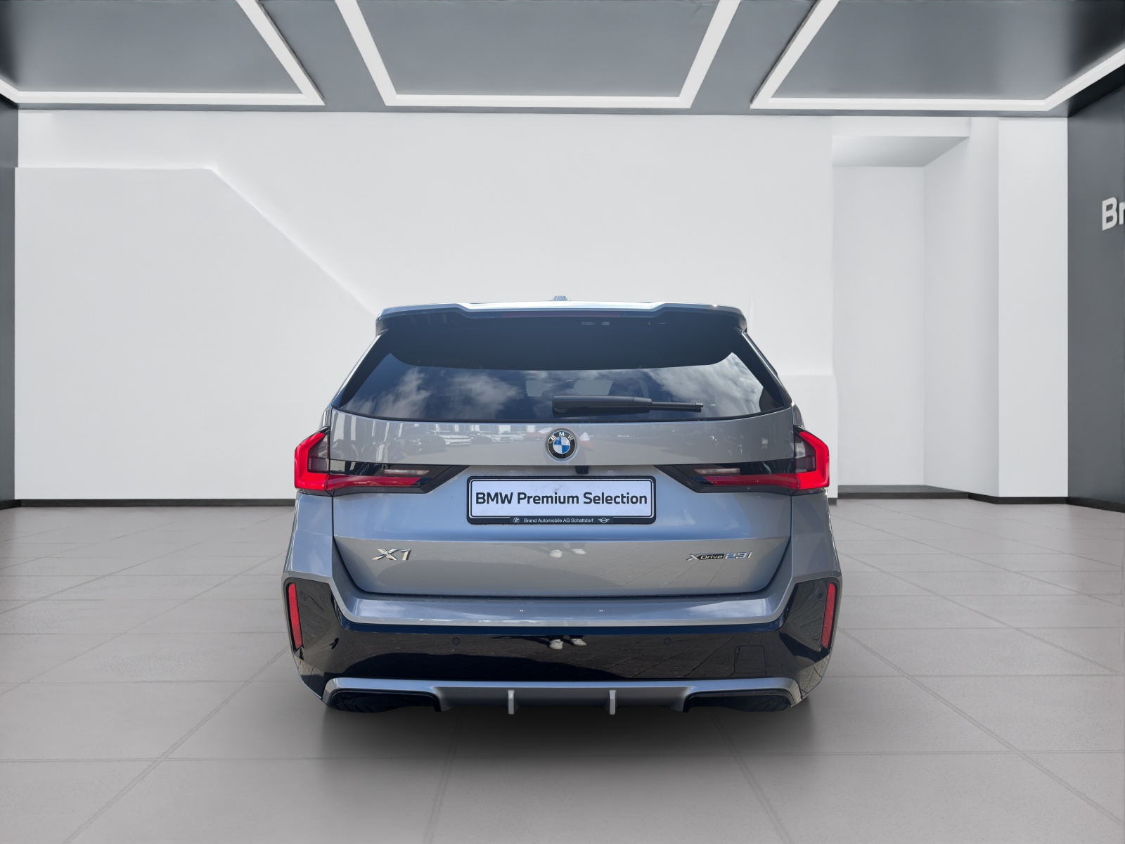 BMW X1 23i xDrive paddles-showroom-element-3