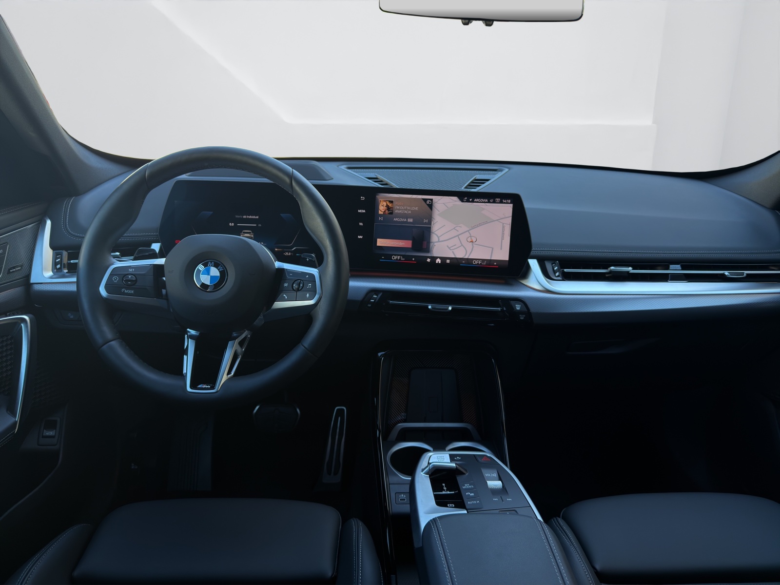 BMW X1 23i xDrive paddles-image-15