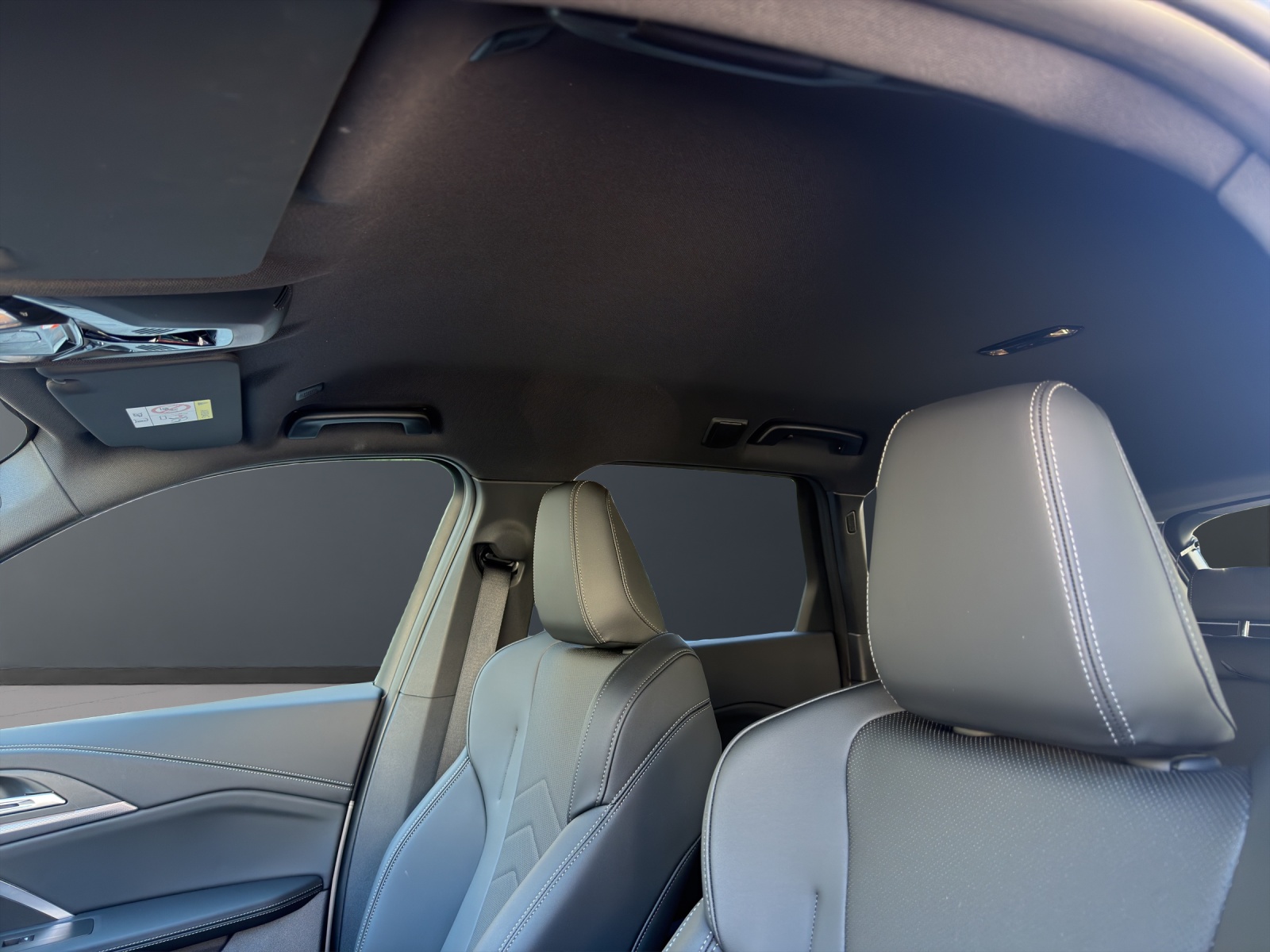 BMW X1 23i xDrive paddles-image-9