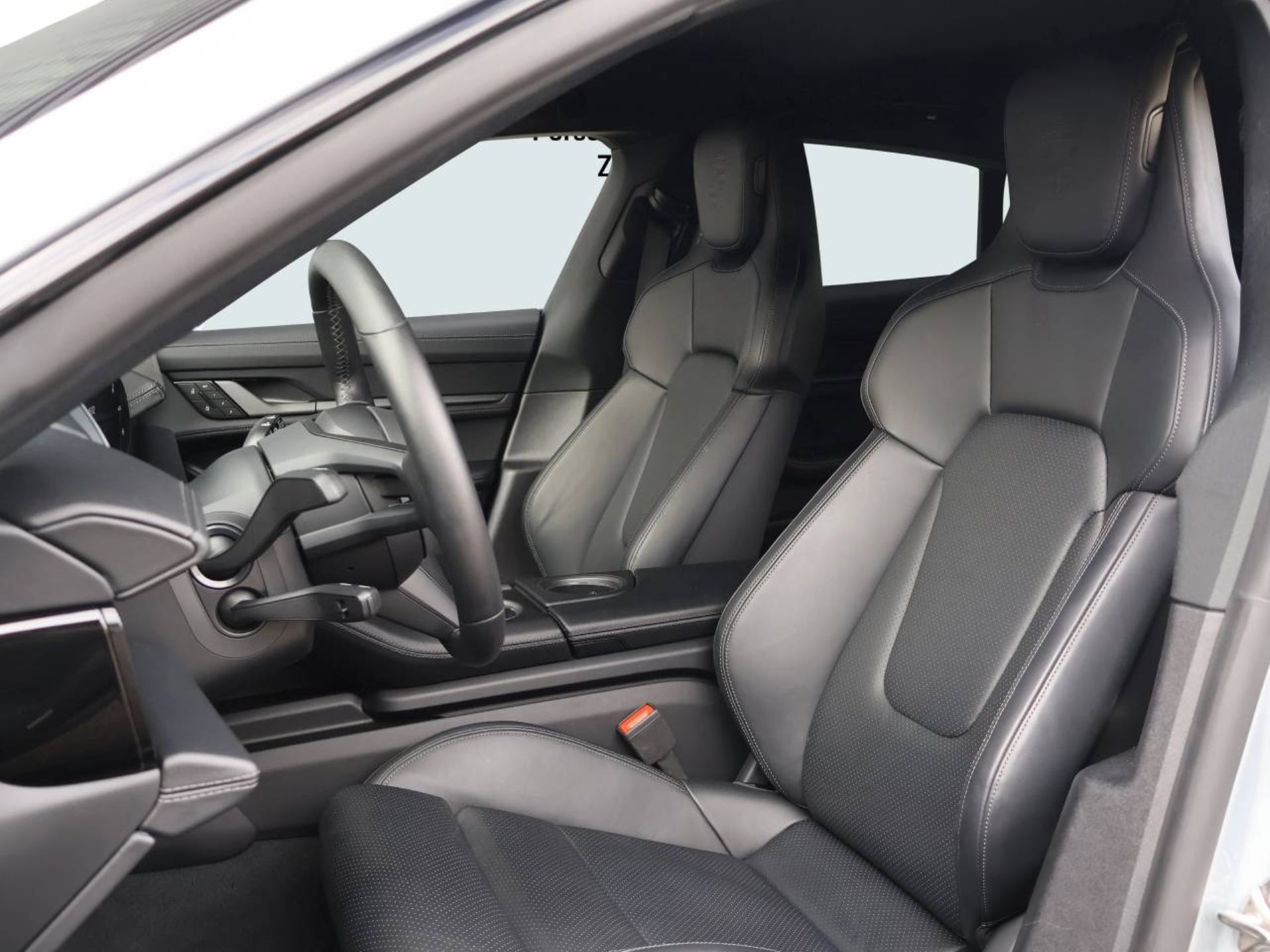 PORSCHE Taycan 4S Sport Turismo-image-4