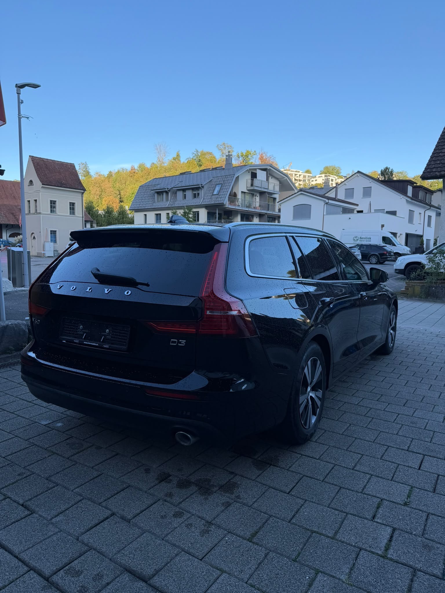 VOLVO V60 D3 Geartronic-image-5
