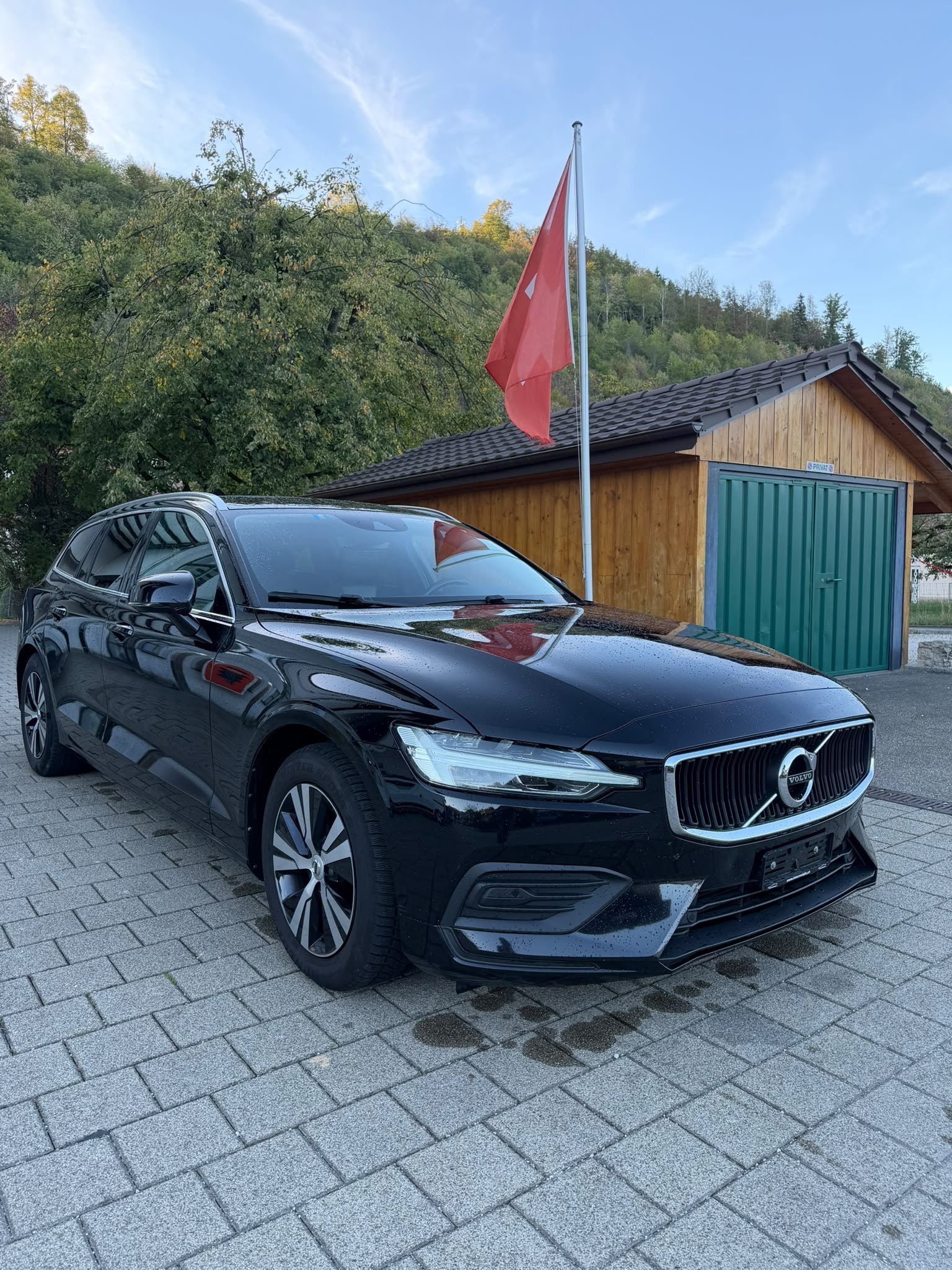 VOLVO V60 D3 Geartronic-image-2