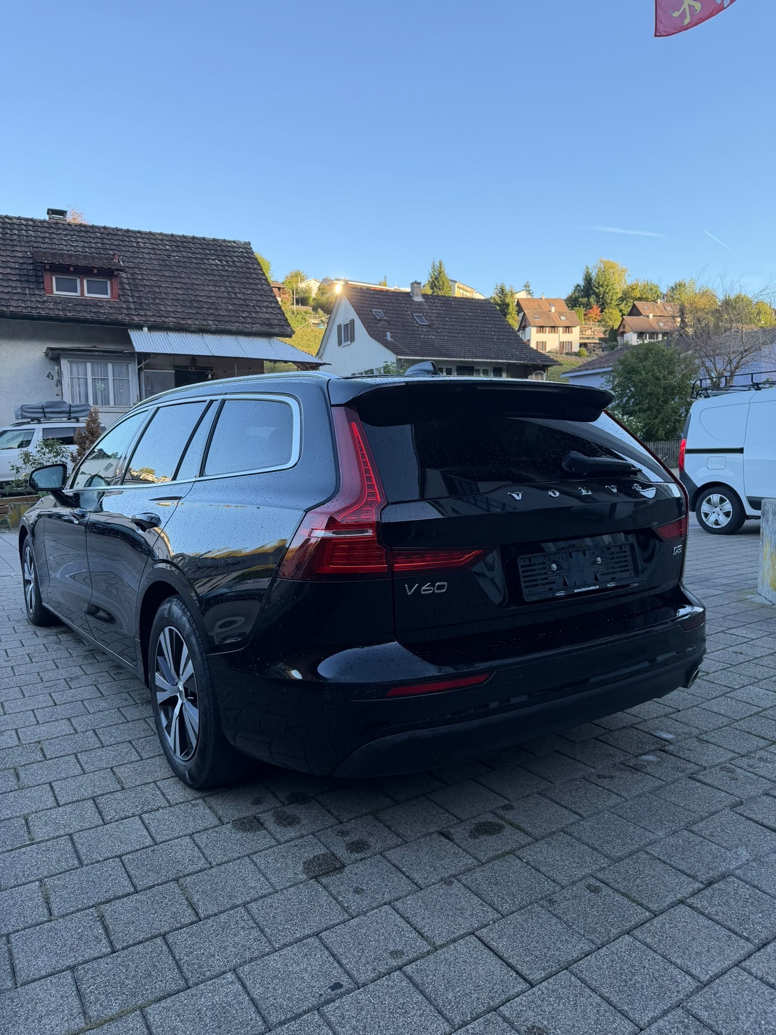 VOLVO V60 D3 Geartronic-image-7