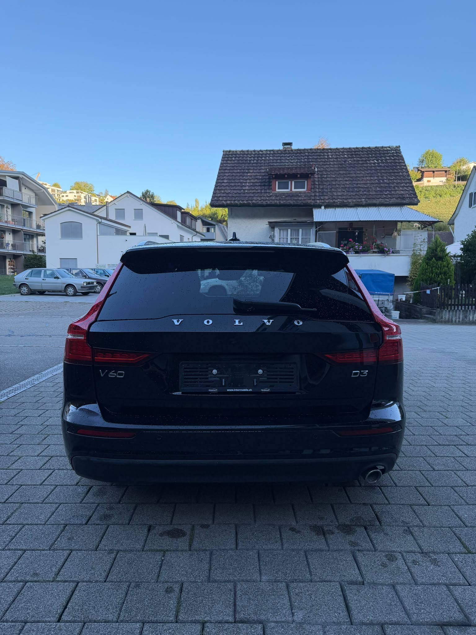 VOLVO V60 D3 Geartronic-image-6