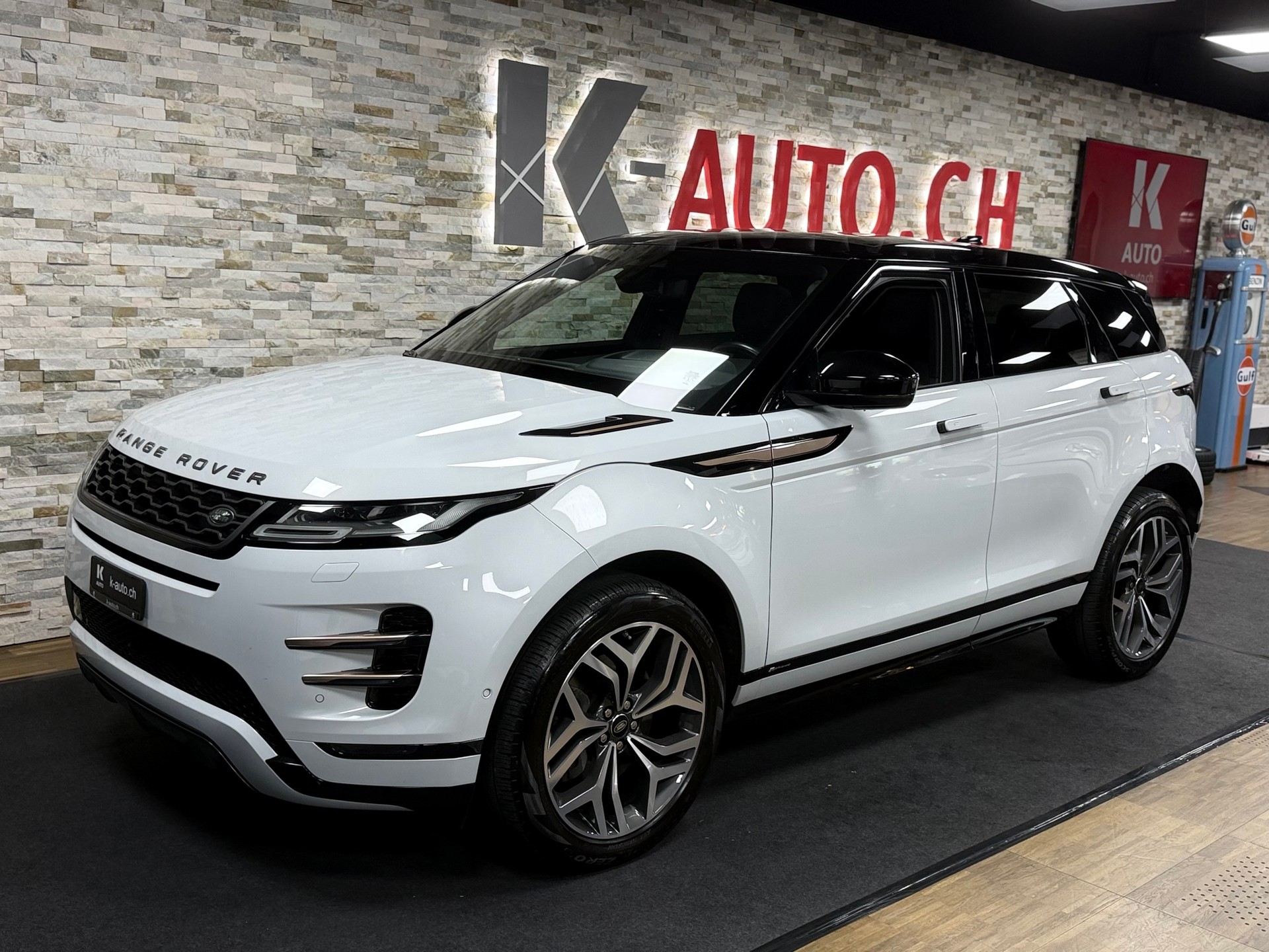 LAND ROVER Range Rover Evoque R-Dyn First Edi P 250 HSE AT9-image-1