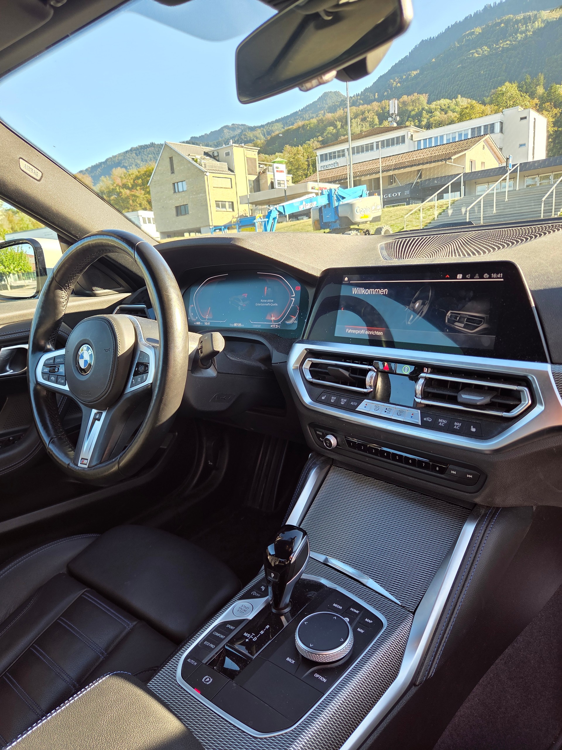 BMW 220i M Sport Coupé-image-5