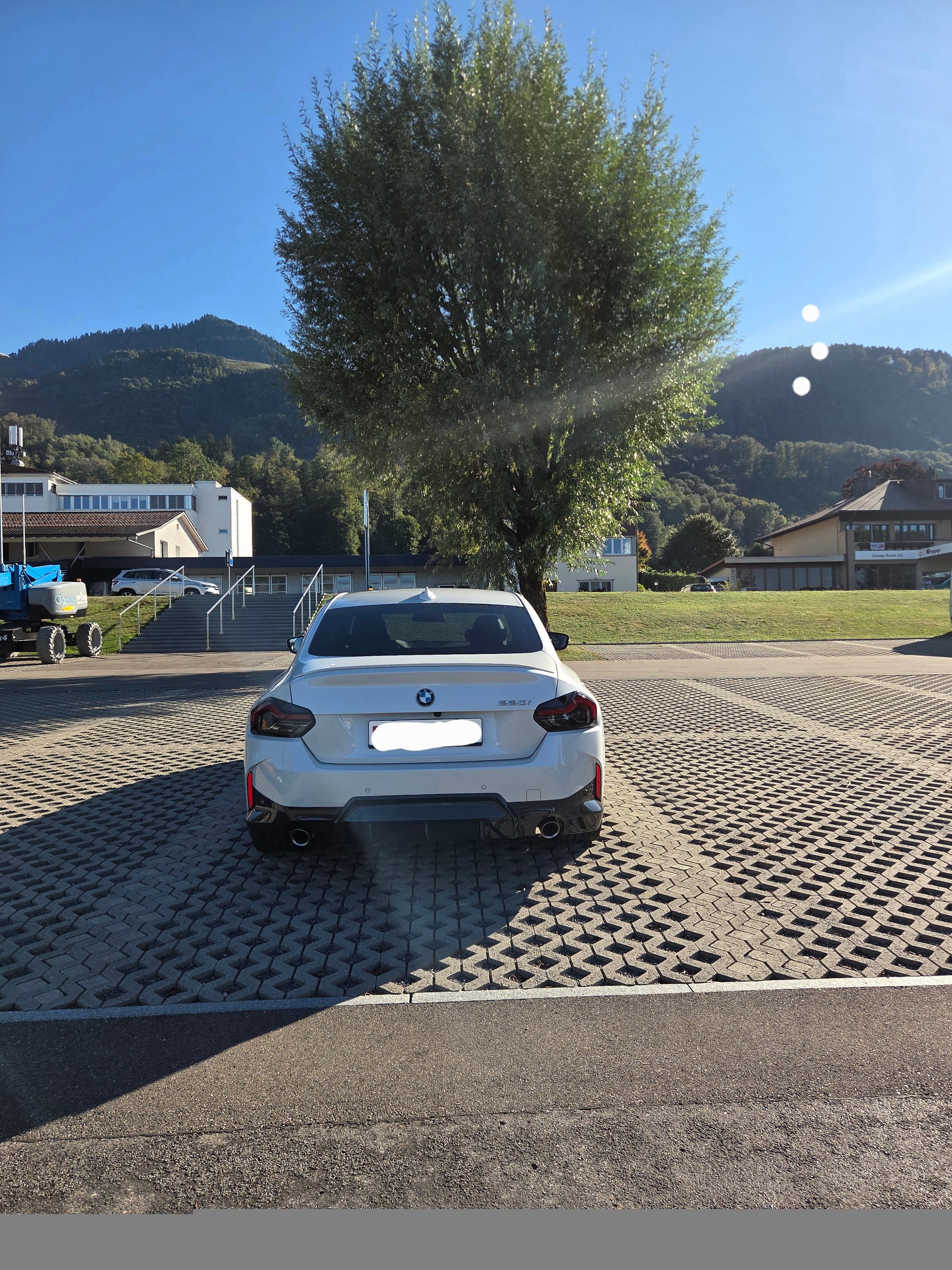 BMW 220i M Sport Coupé-image-2