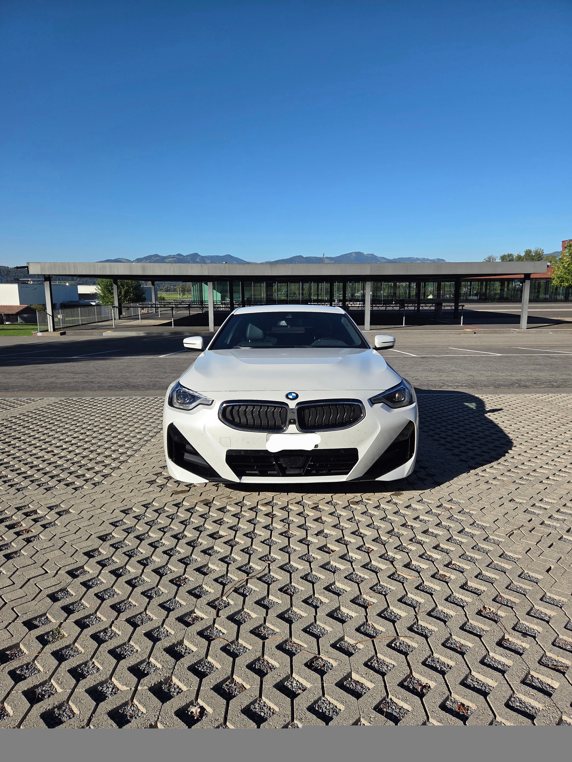 BMW 220i M Sport Coupé-image-7