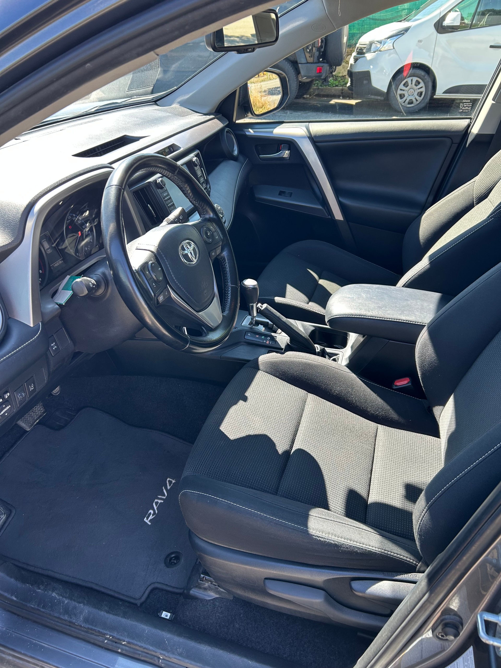 TOYOTA RAV-4 2.0 Style Multidrive S-image-6