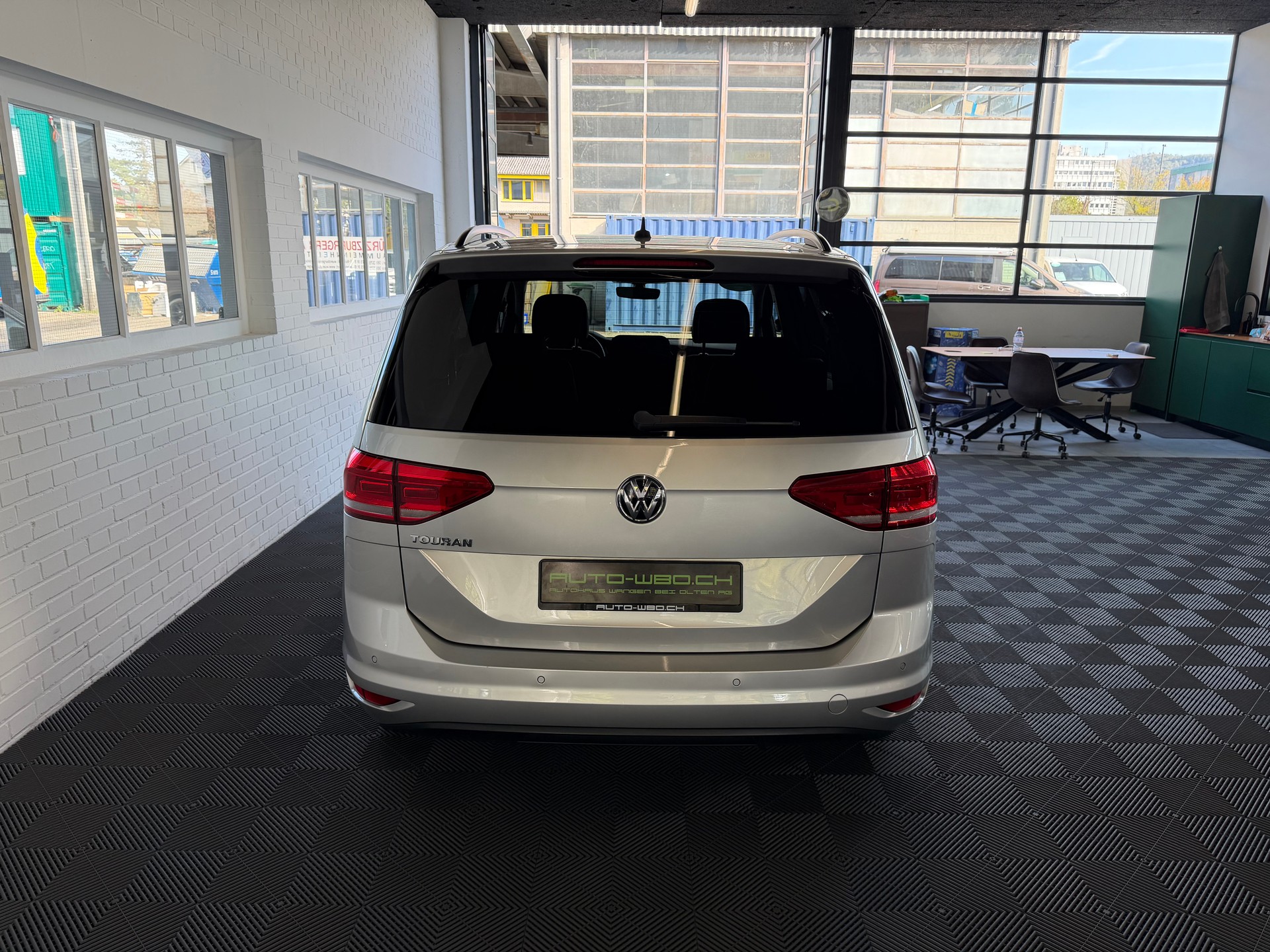 VW Touran 2.0 TDI BlueMotion TechnologyComfortline DSG-image-3