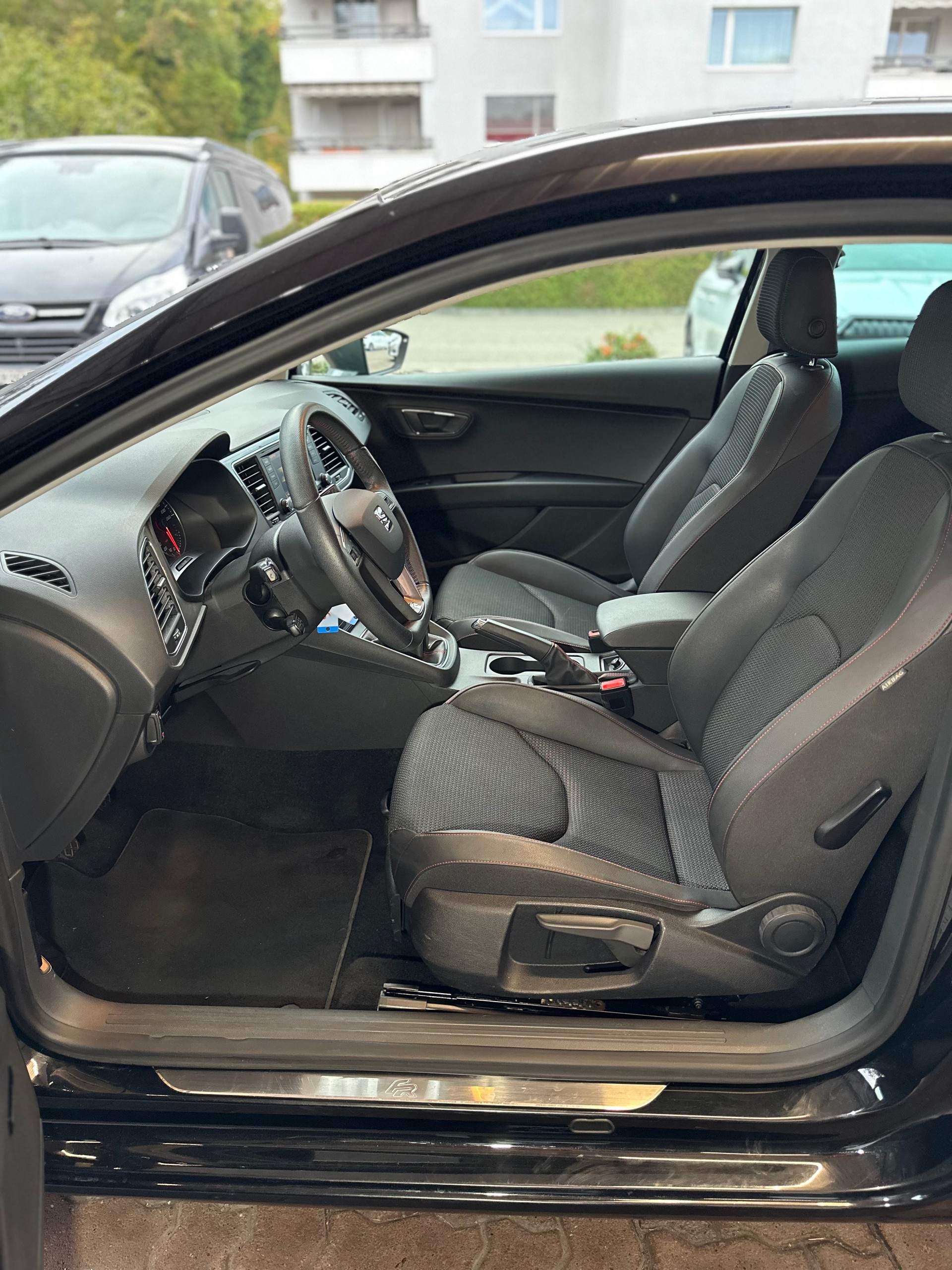 SEAT Leon SC 1.4 TSI FR-image-7