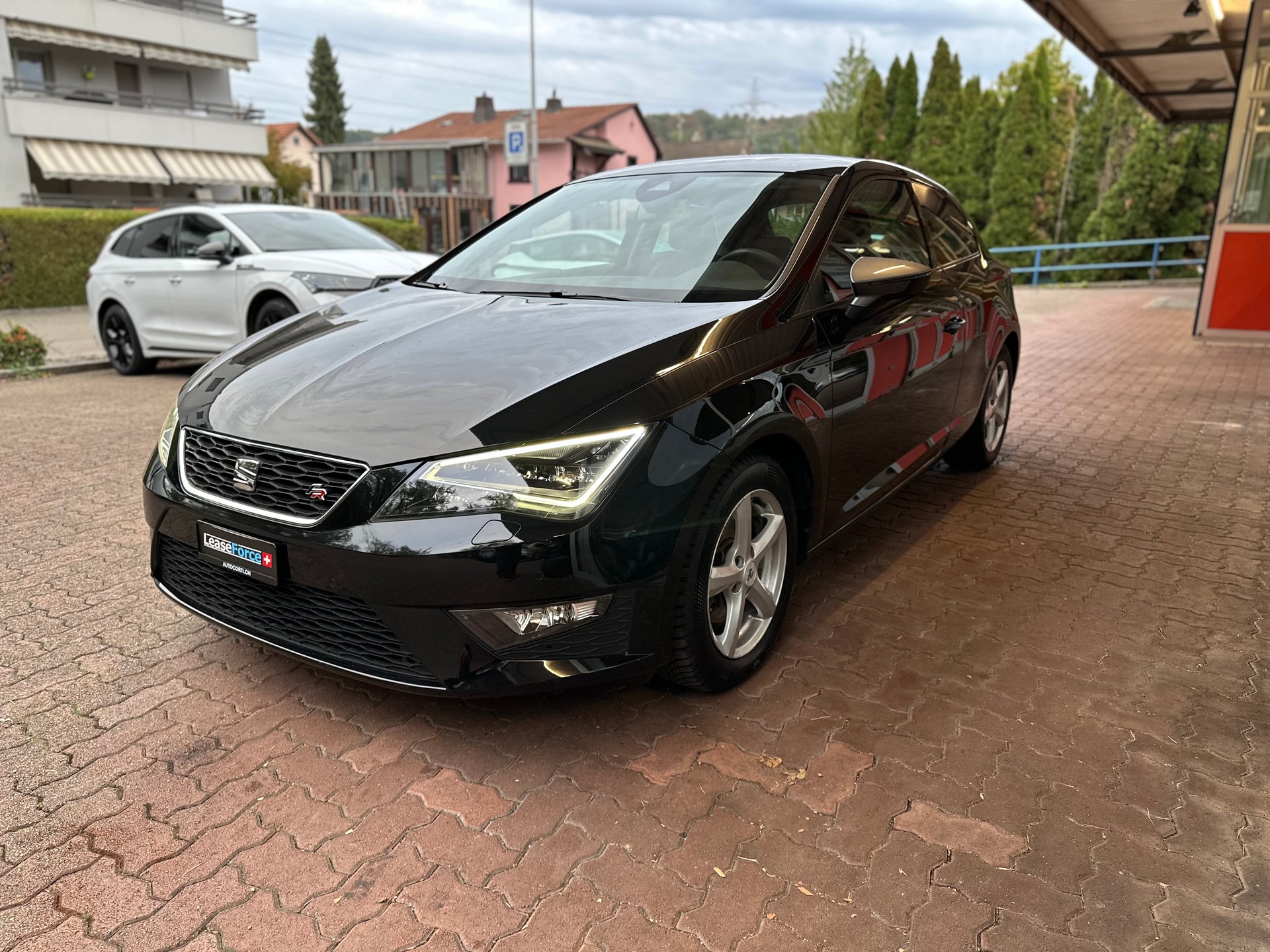 SEAT Leon SC 1.4 TSI FR-image-5
