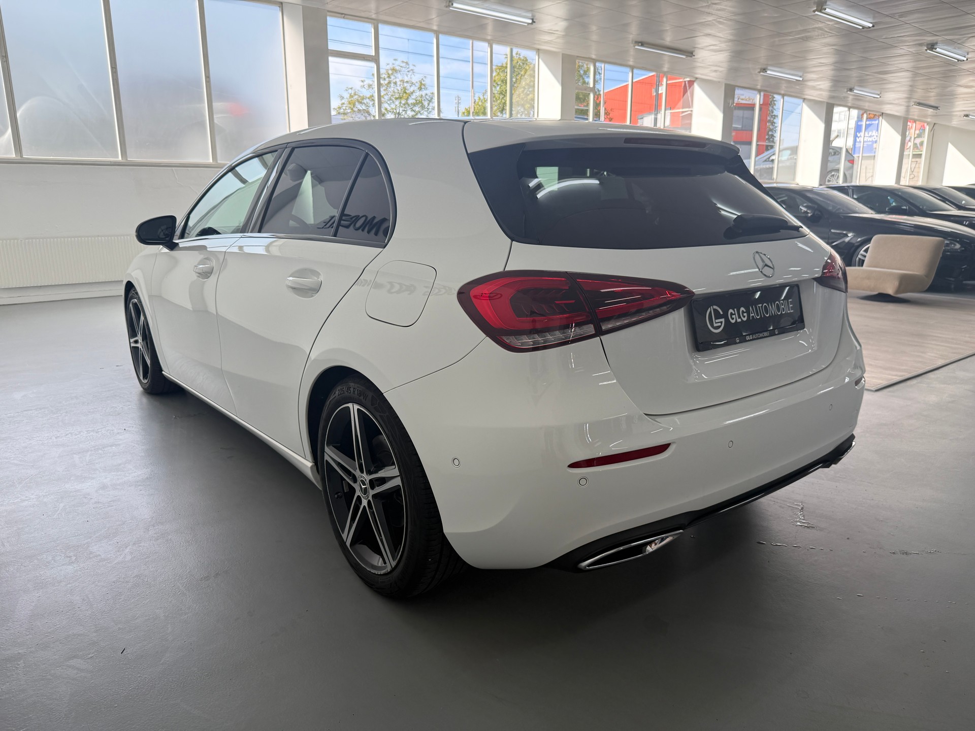 MERCEDES-BENZ A 180 Night Star 7G-DCT-image-5