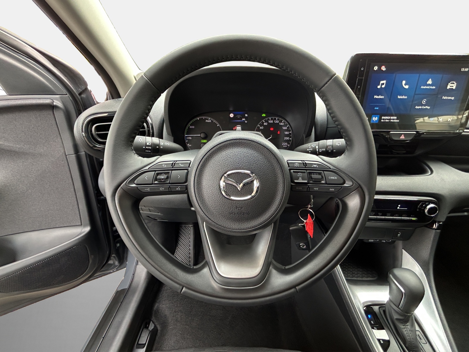 MAZDA 2 1.5/92 Hybrid Centre-Line-image-12