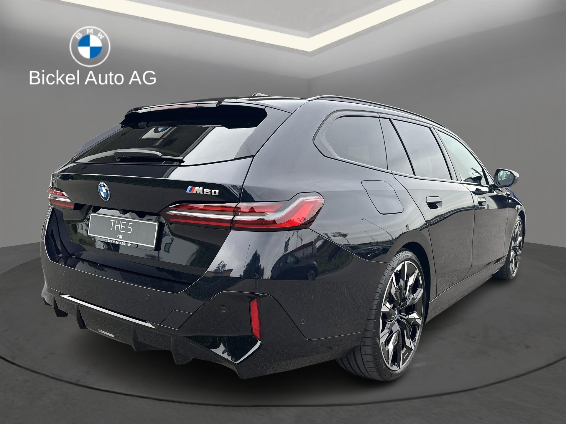 BMW i5 M60 Tour. M Sport Pro-image-3