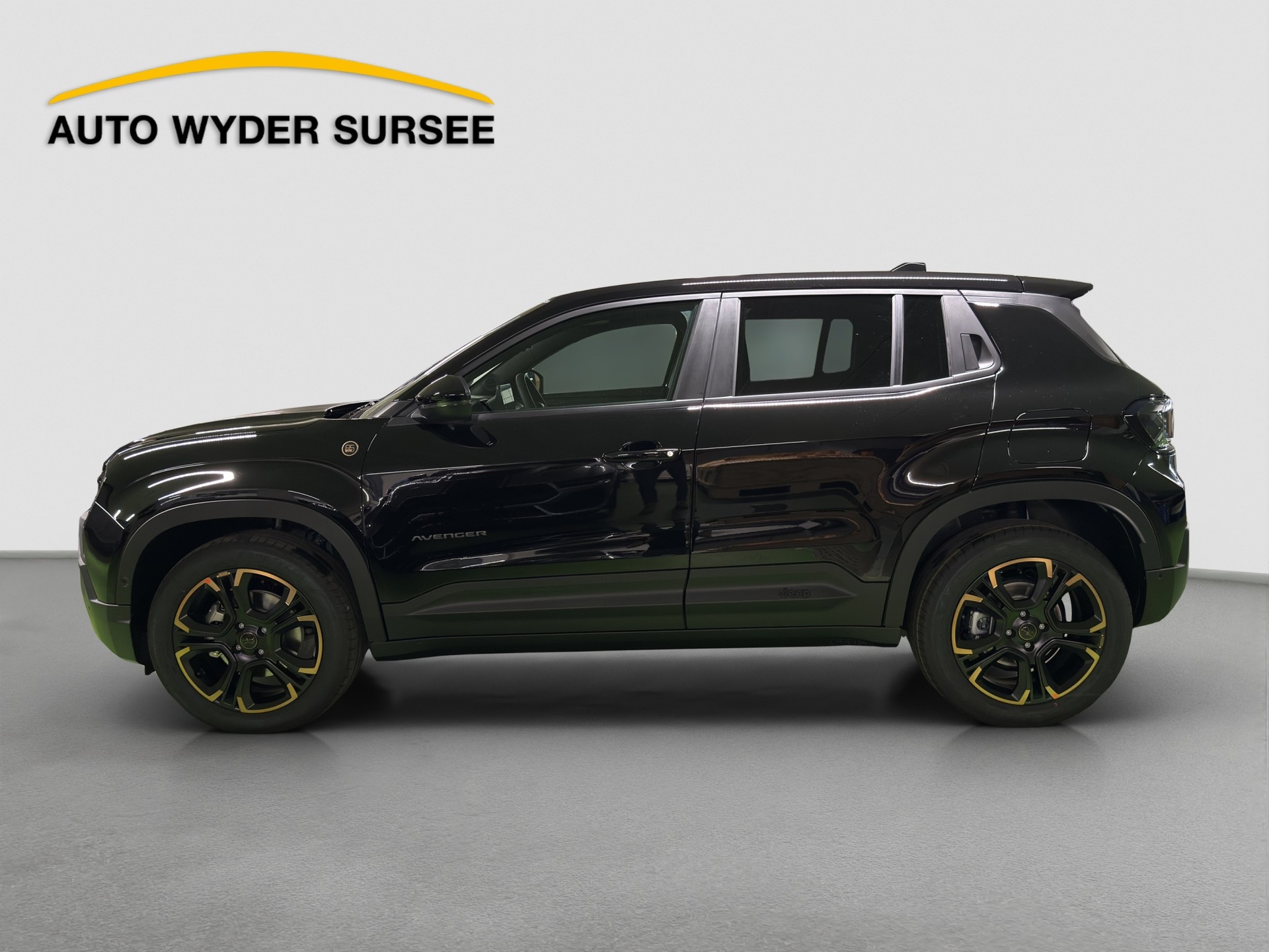 JEEP Avenger 1.2 MHEV 85th Anniversary 4xe-image-2