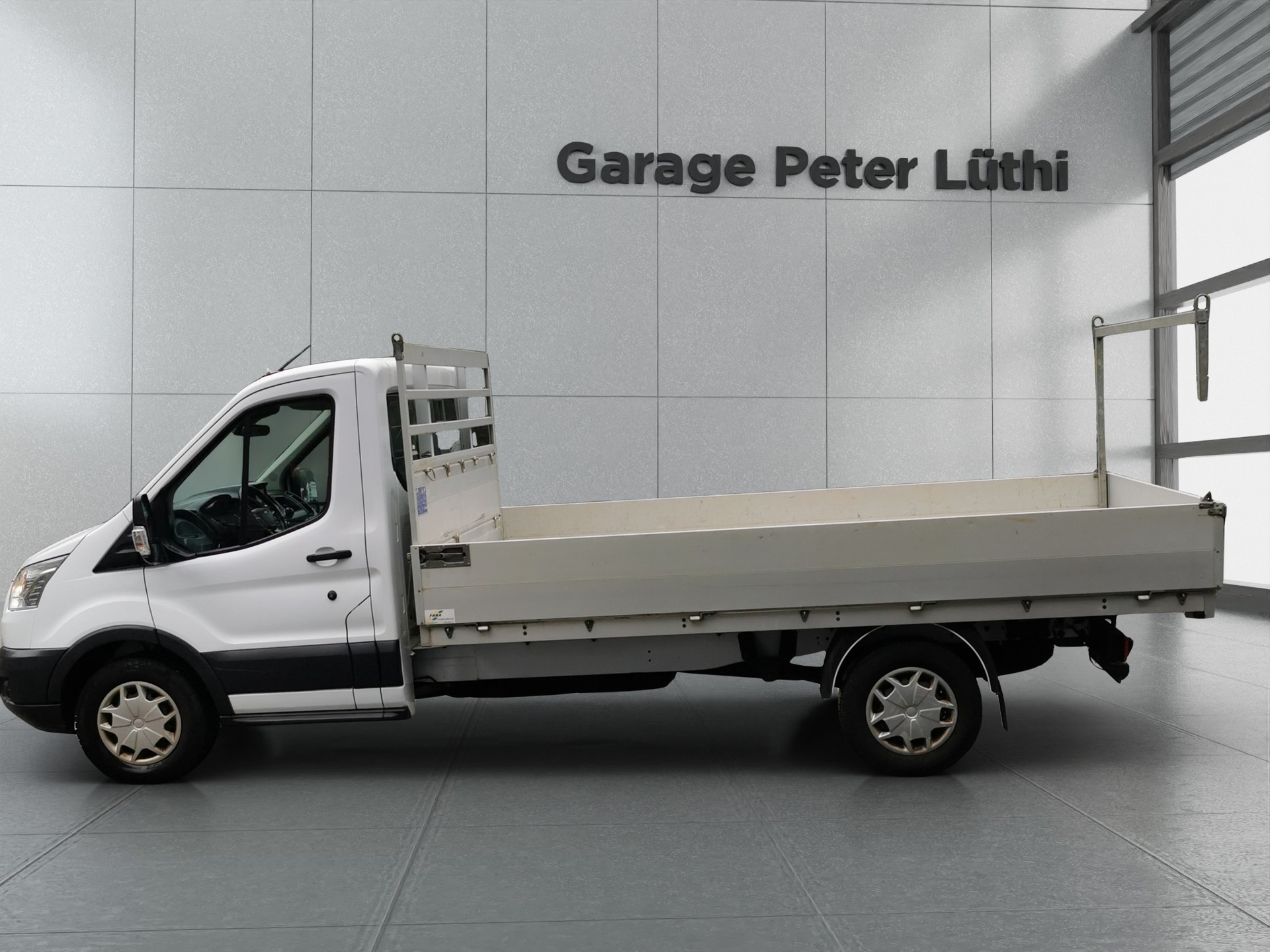 FORD Transit 350 L3 Trend 2.0 TDCi 130 RWD-image-2
