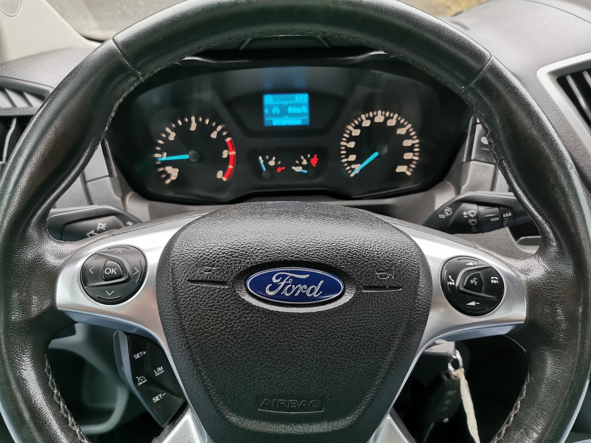 FORD Transit 350 L3 Trend 2.0 TDCi 130 RWD-image-9