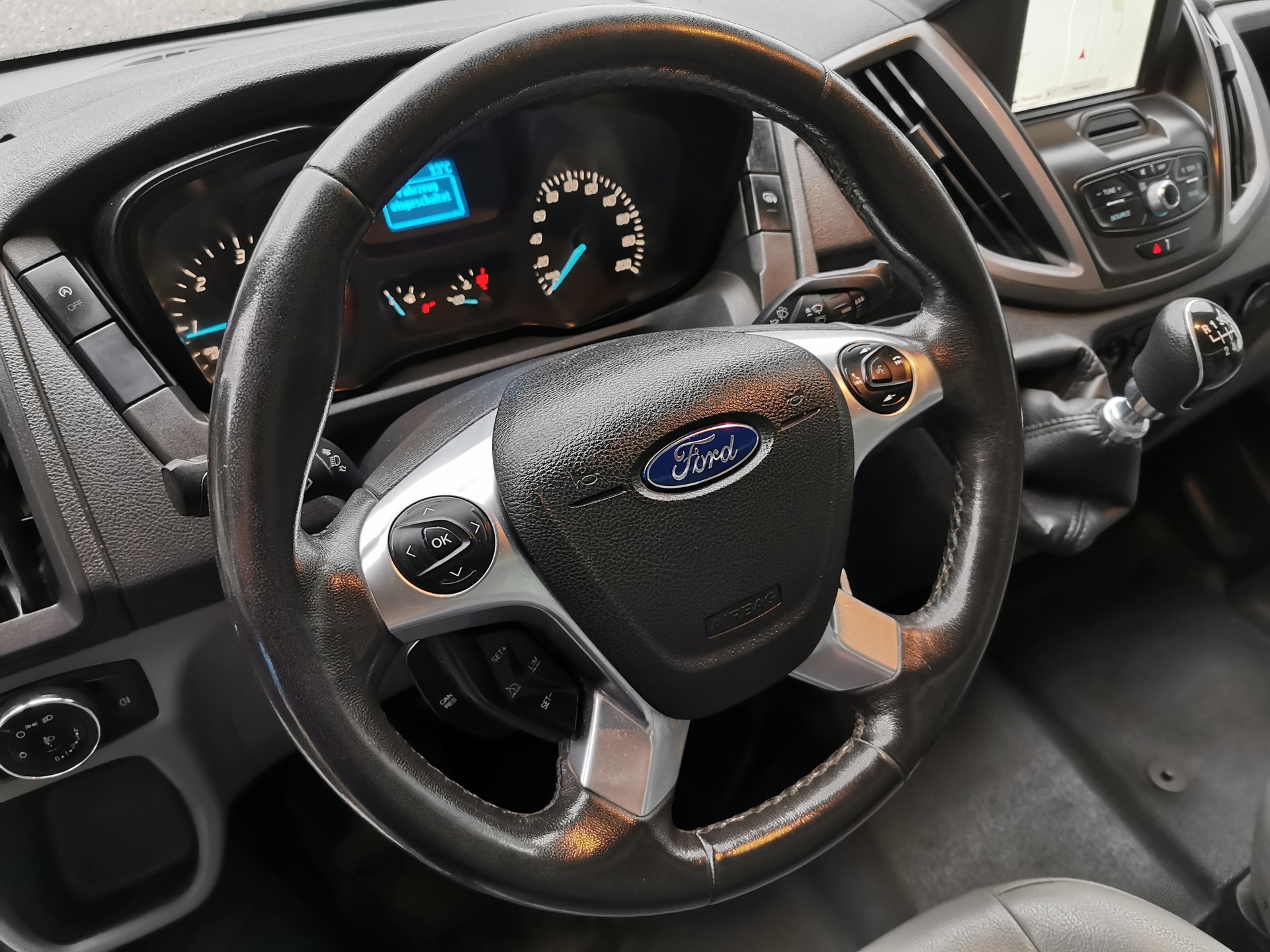FORD Transit 350 L3 Trend 2.0 TDCi 130 RWD-image-14