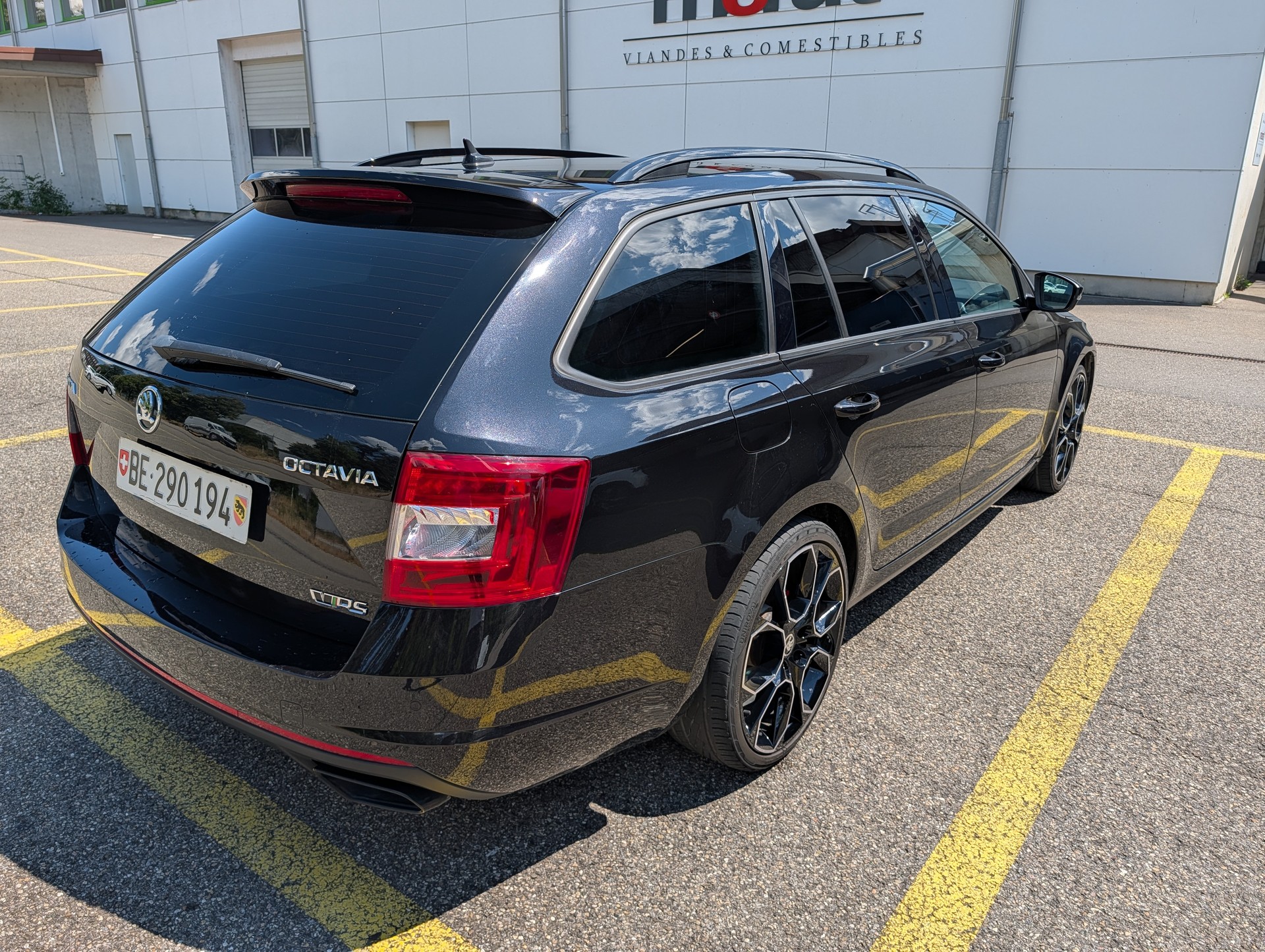 SKODA 2.0 TSI RS230 DSG-image-3