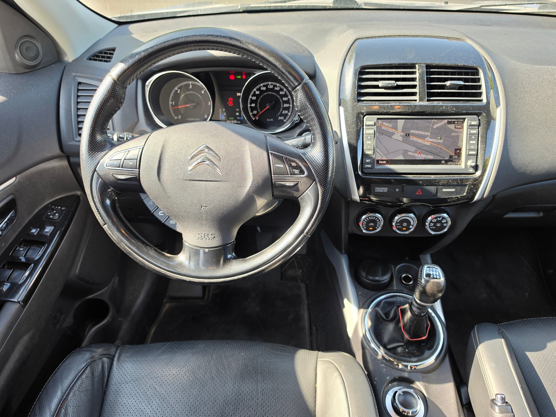 CITROEN C4 Aircross 1.8 HDi Séduction 4WD-image-14