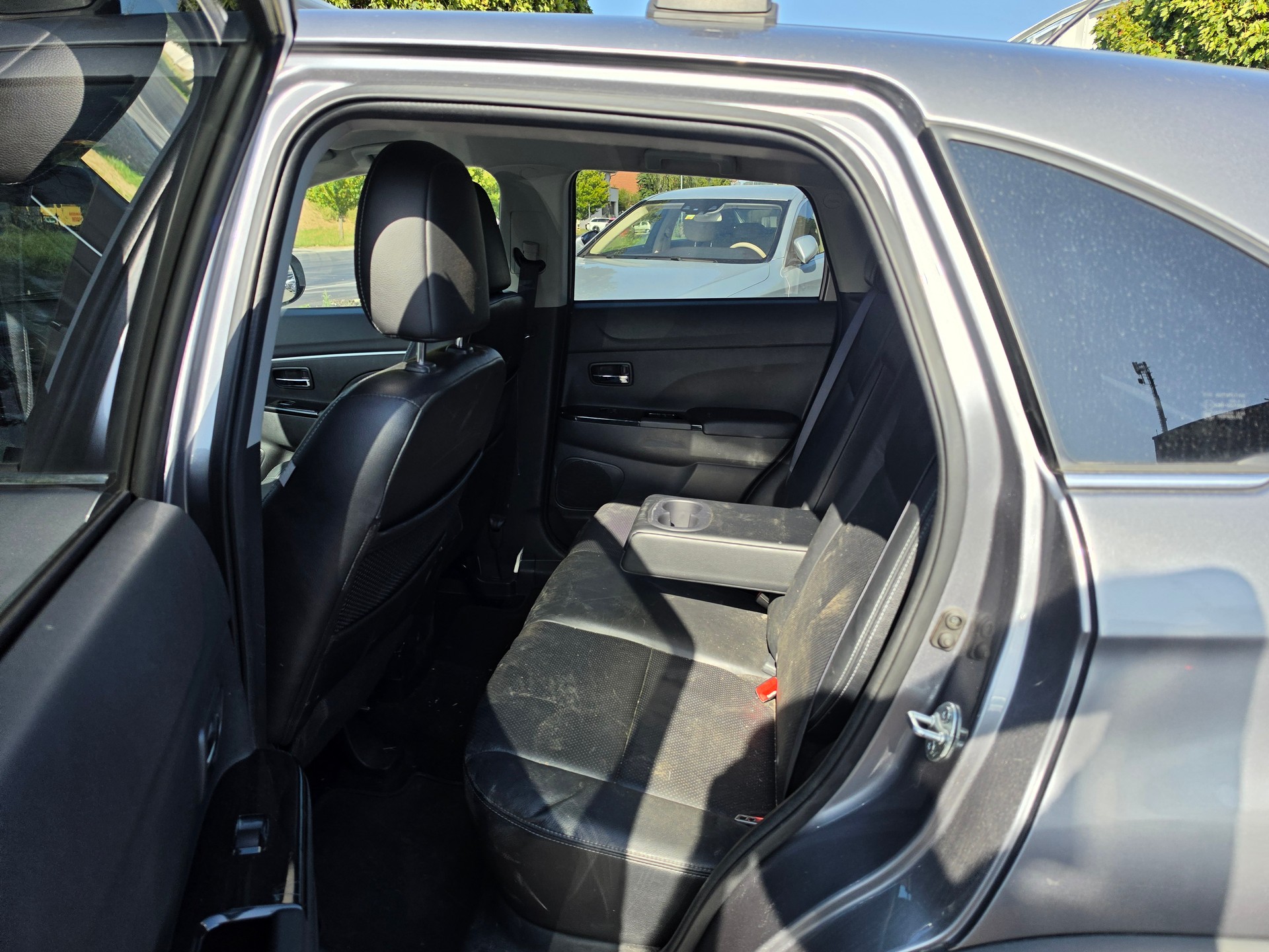 CITROEN C4 Aircross 1.8 HDi Séduction 4WD-image-10