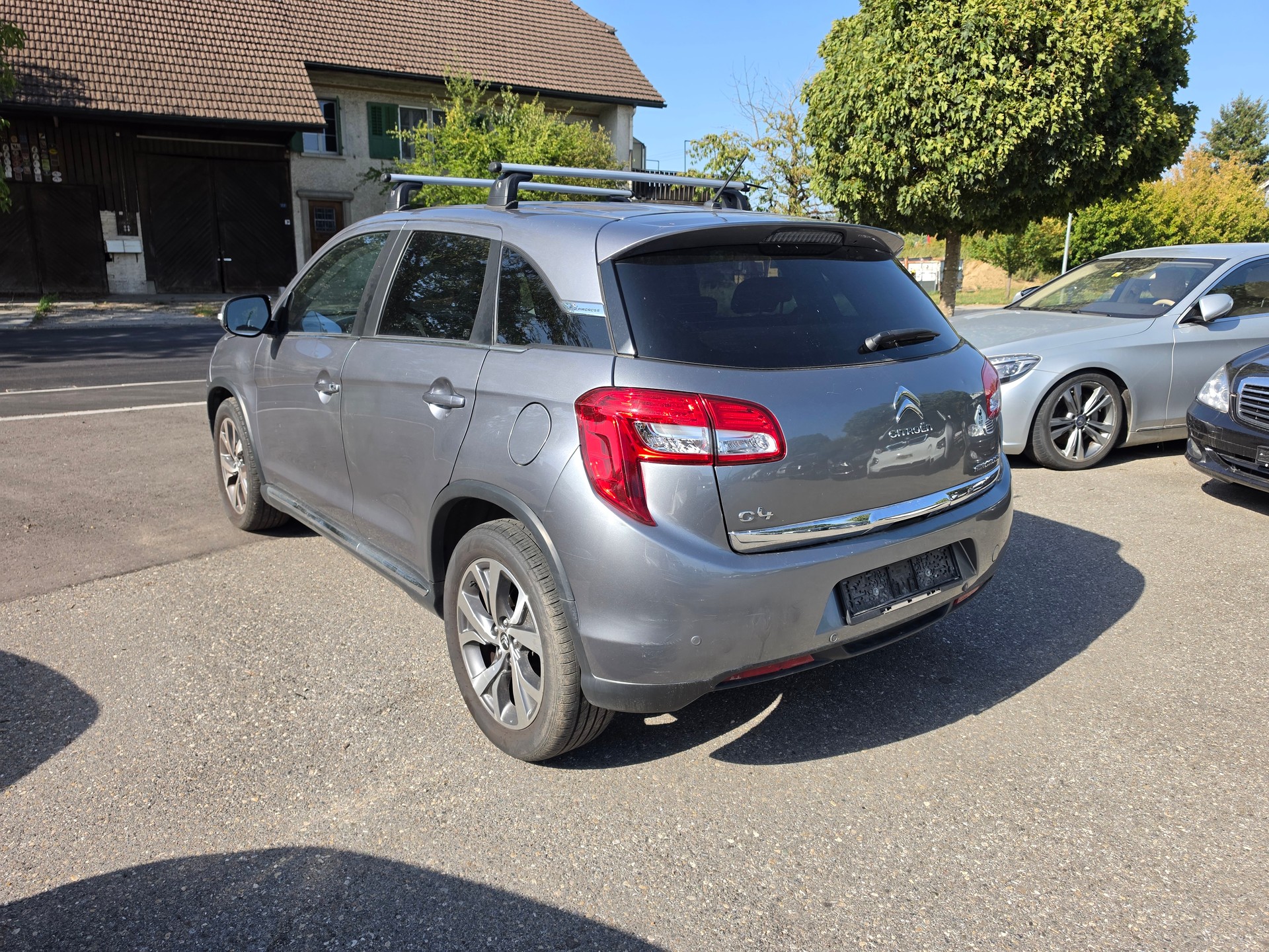 CITROEN C4 Aircross 1.8 HDi Séduction 4WD-image-2
