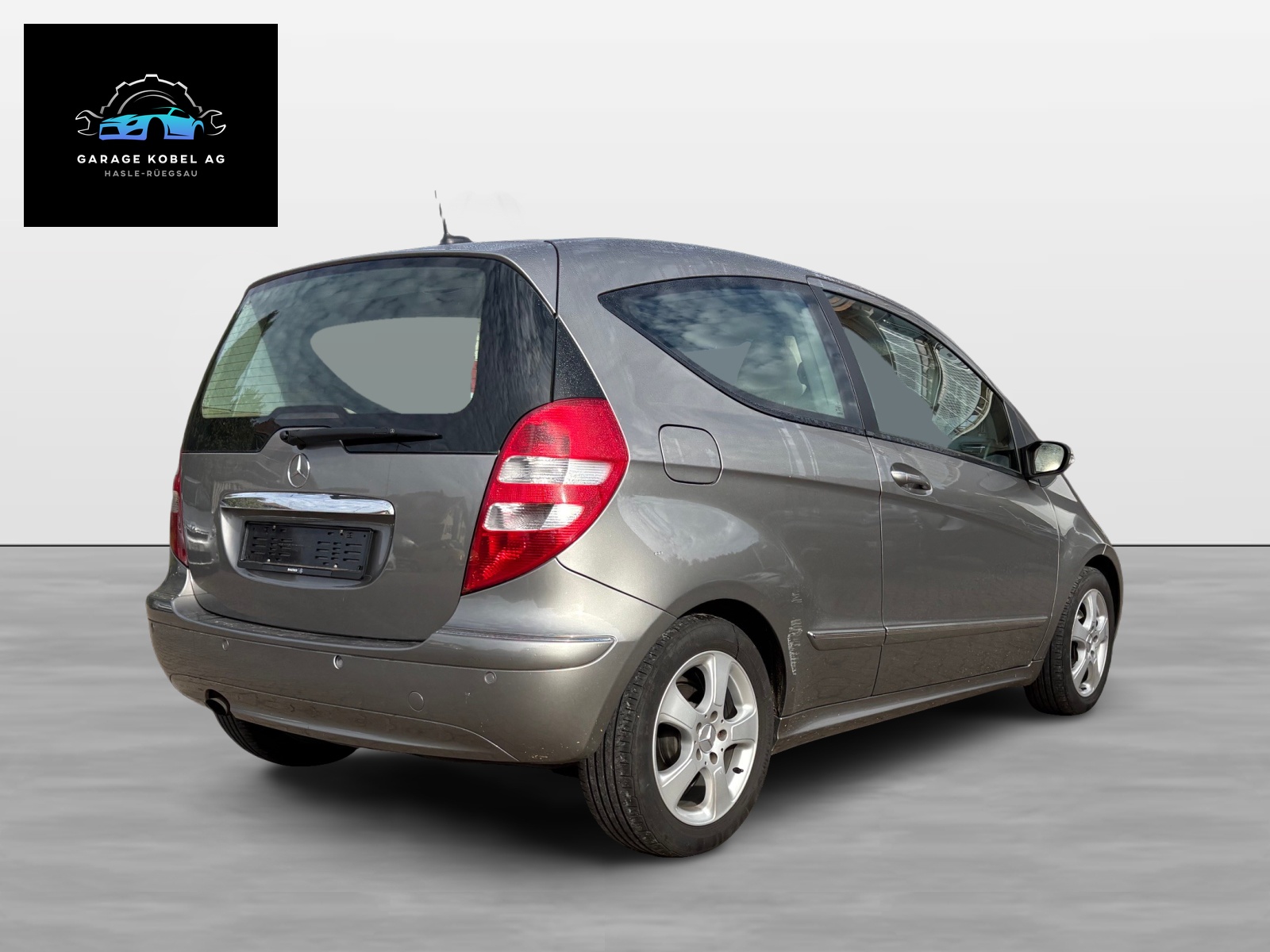 MERCEDES-BENZ A 200 Elégance-image-4