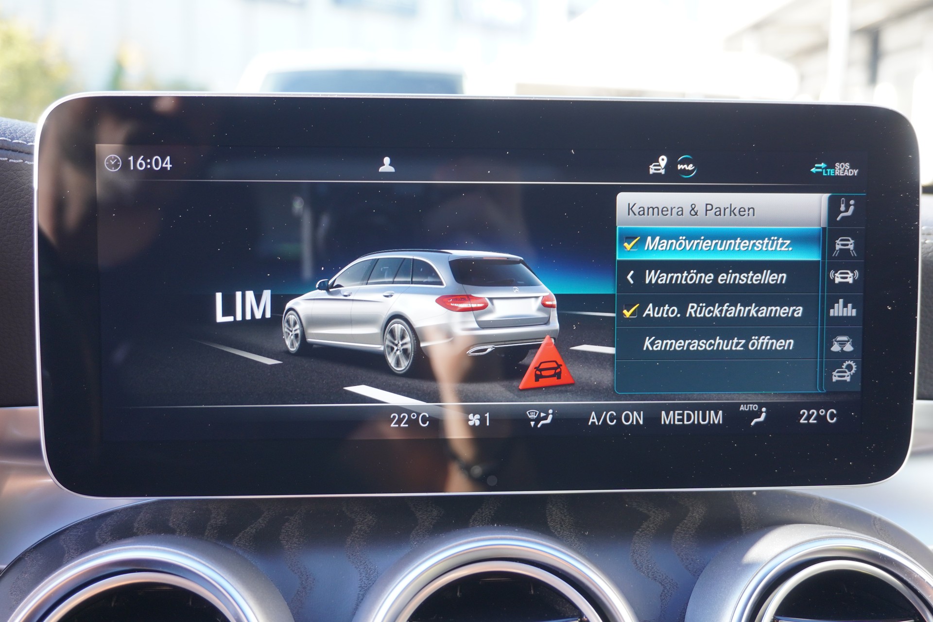 MERCEDES-BENZ C 220 d Swiss Star AMG Line 4M 9G-Tronic-image-31